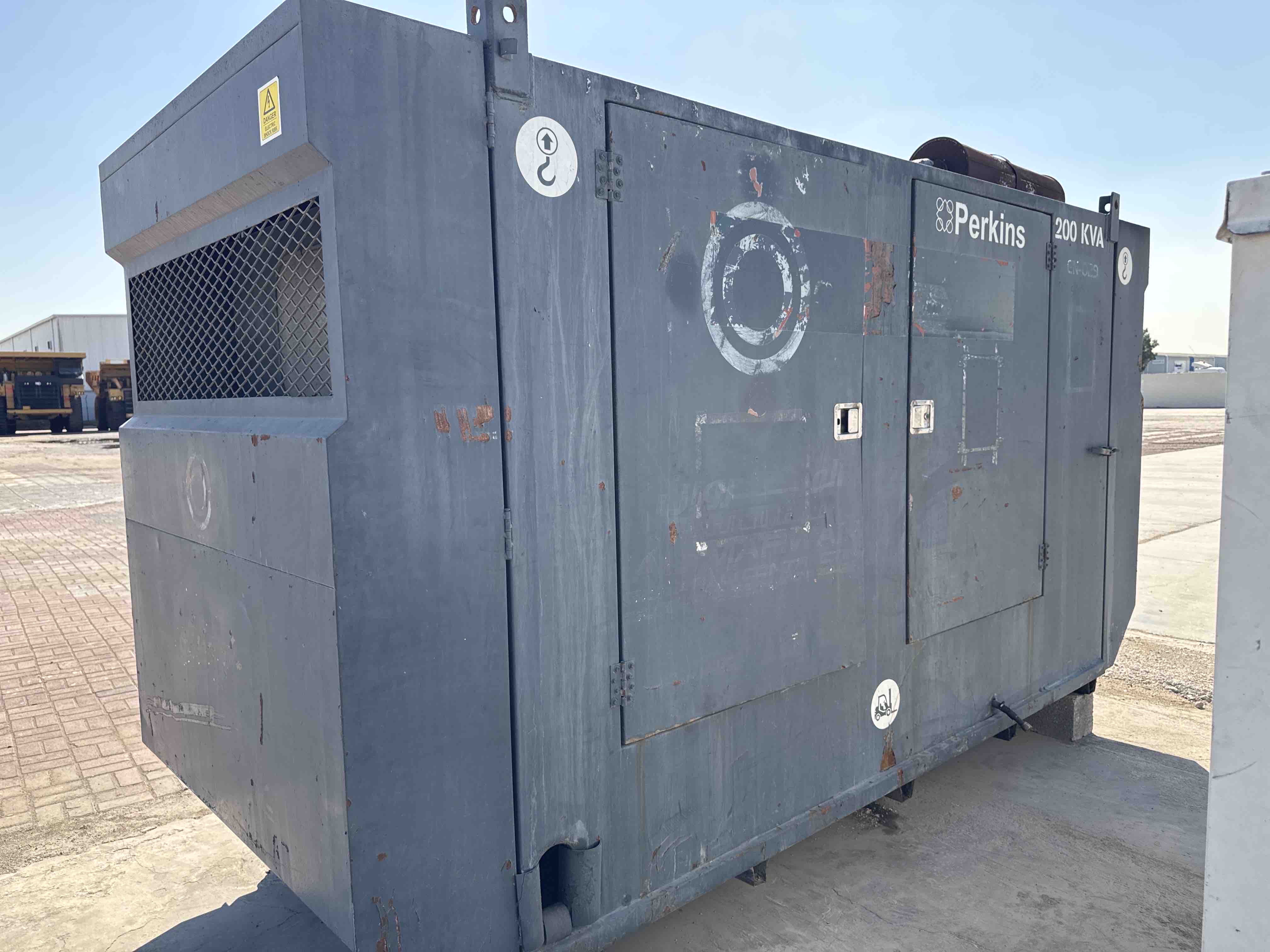 SGG-001-Perkins-200-KVA-Stationary-generators-inspection-Structure-Paint-2