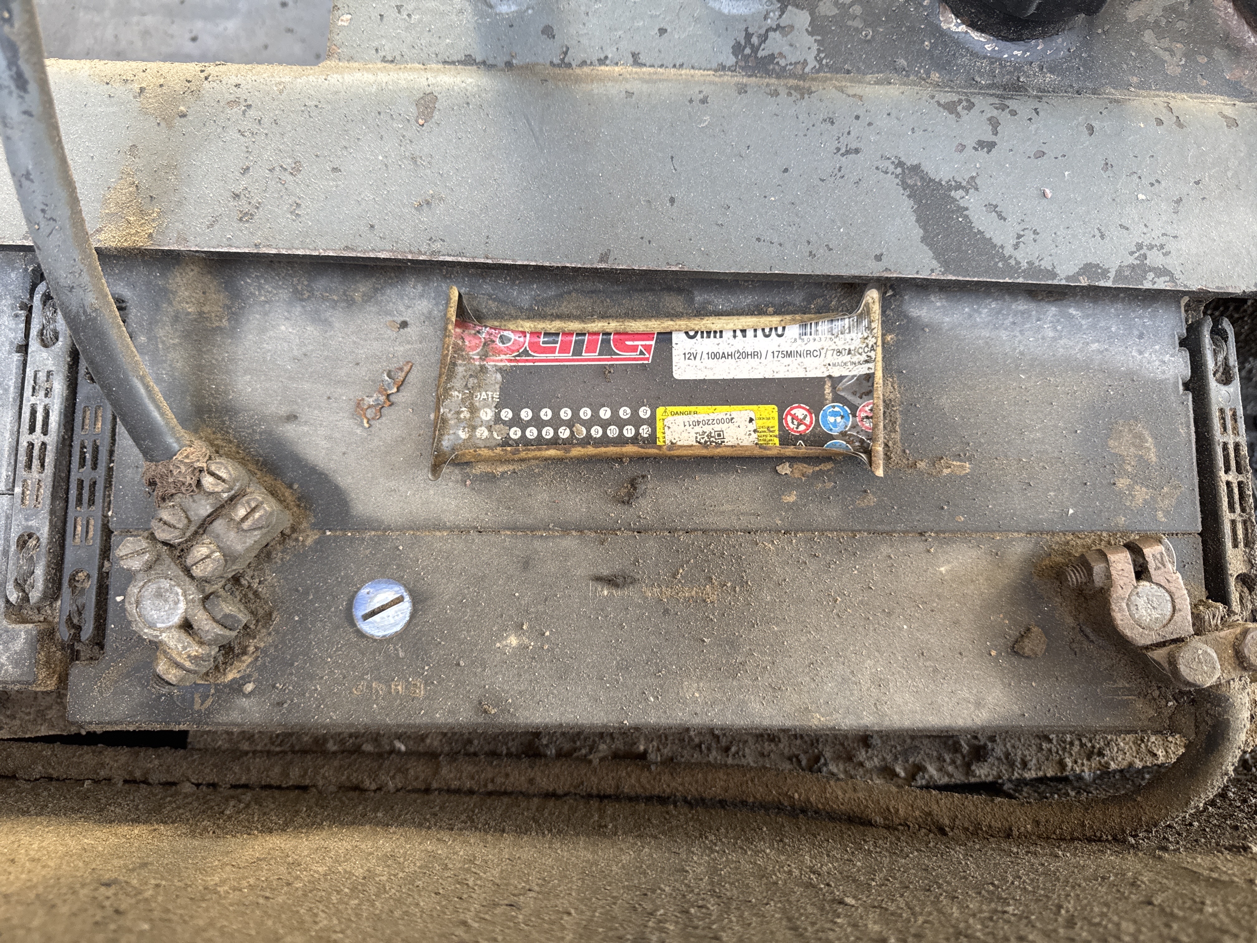 SGG-001-Perkins-200-KVA-Stationary-generators-inspection-Electronics-Battery-2