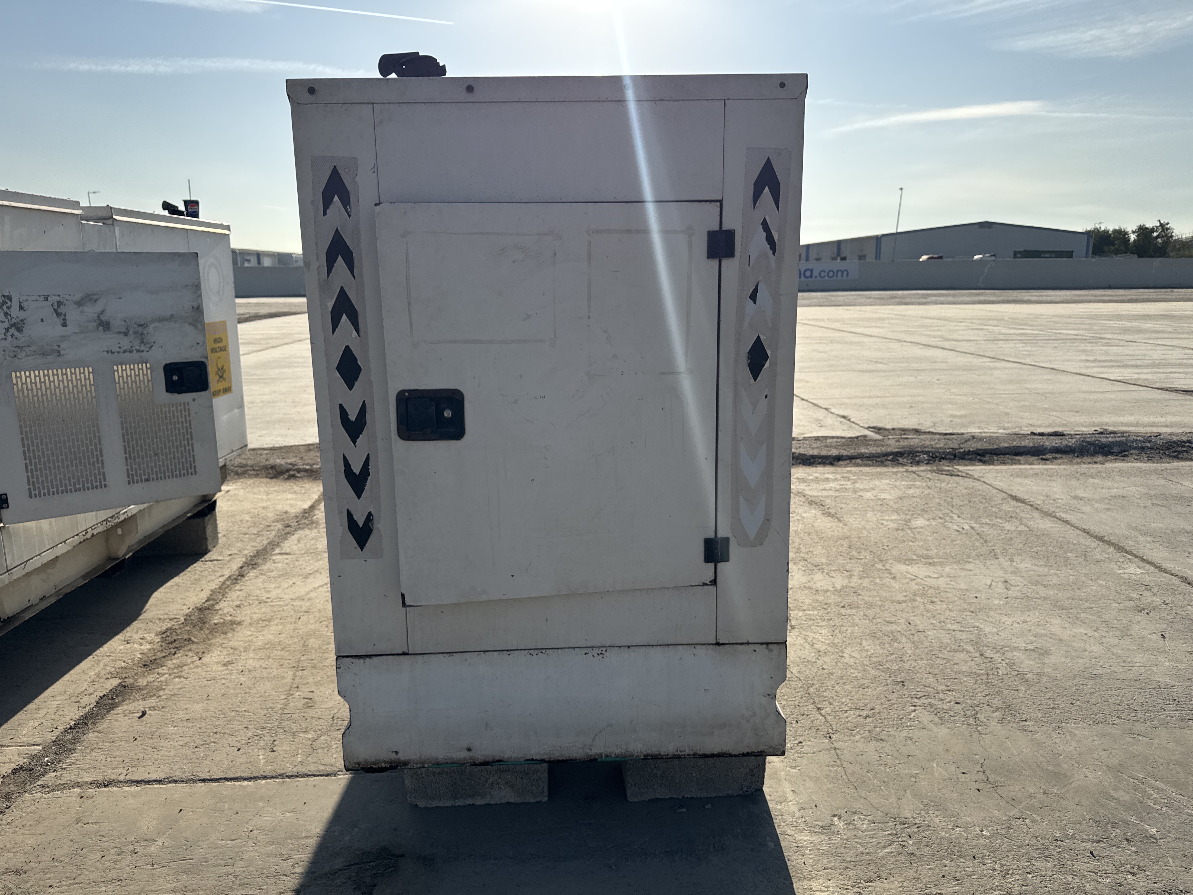 SGG-002-Perkins-100-KVA-Stationary-generators-inspection-Structure-Paint-2
