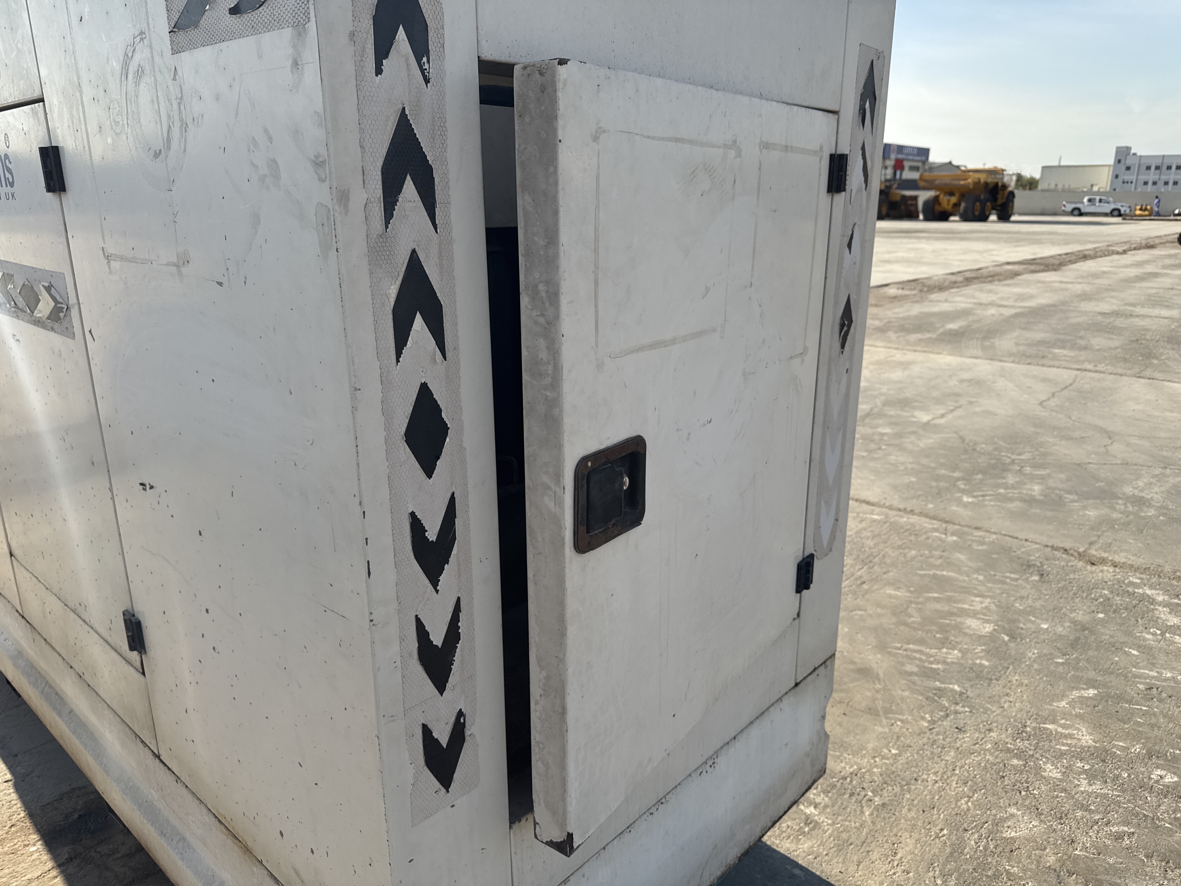SGG-002-Perkins-100-KVA-Stationary-generators-inspection-Structure-Doors-2