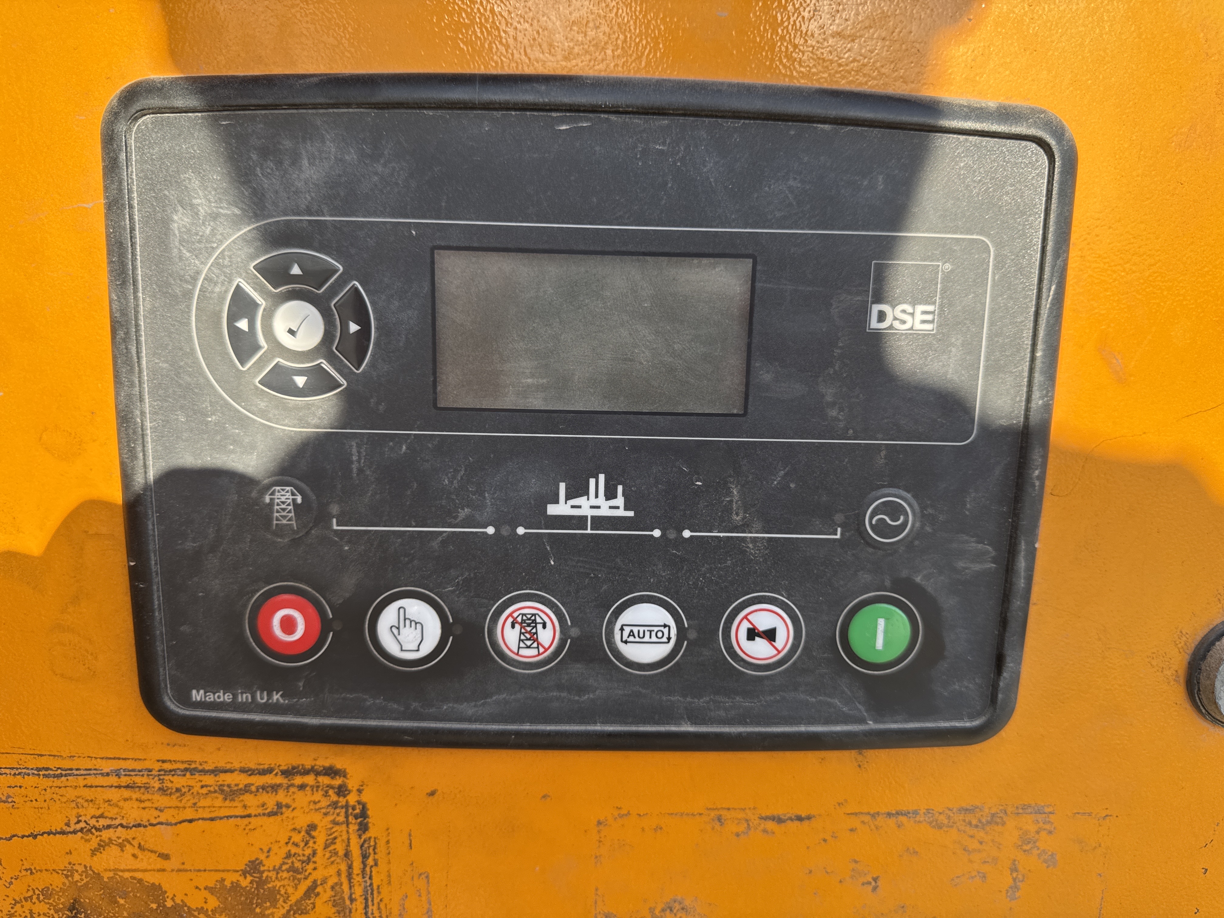 SGG-002-Perkins-100-KVA-Stationary-generators-inspection-Electronics-Electronic-instrument-board-2