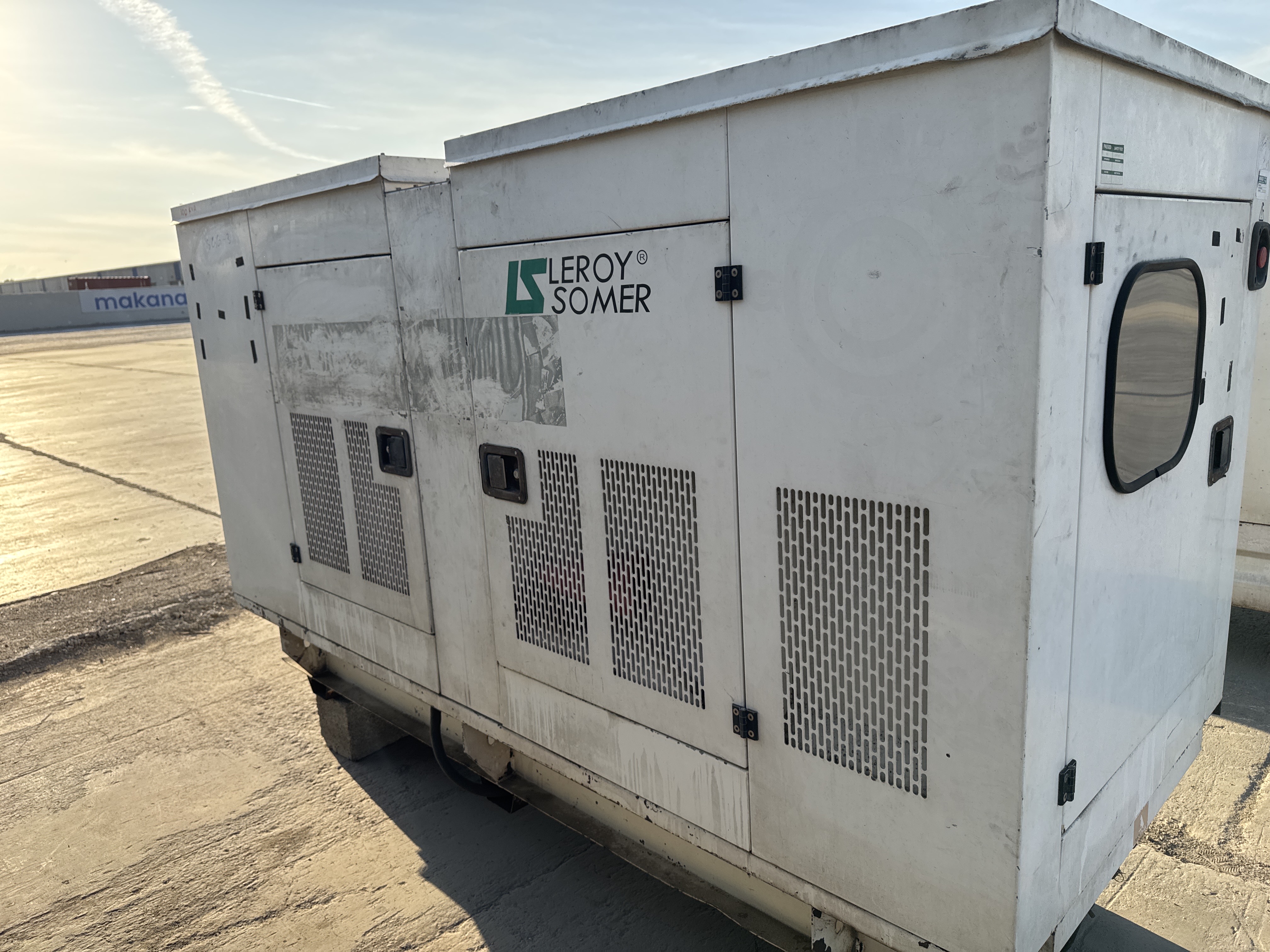 SGG-003-Perkins-100-KVA-Stationary-generators-inspection-Structure-Paint-2