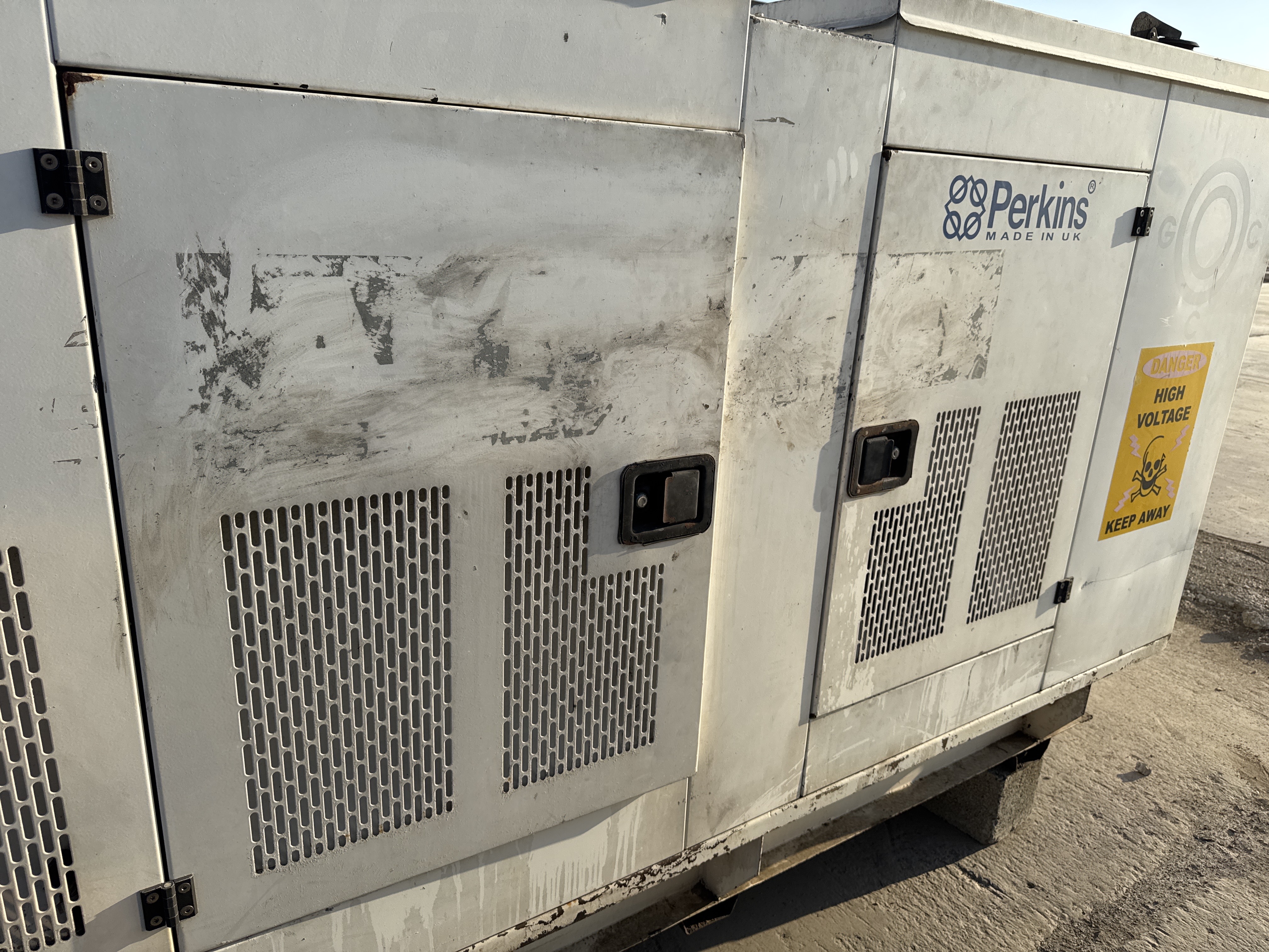 SGG-003-Perkins-100-KVA-Stationary-generators-inspection-Structure-Doors-2