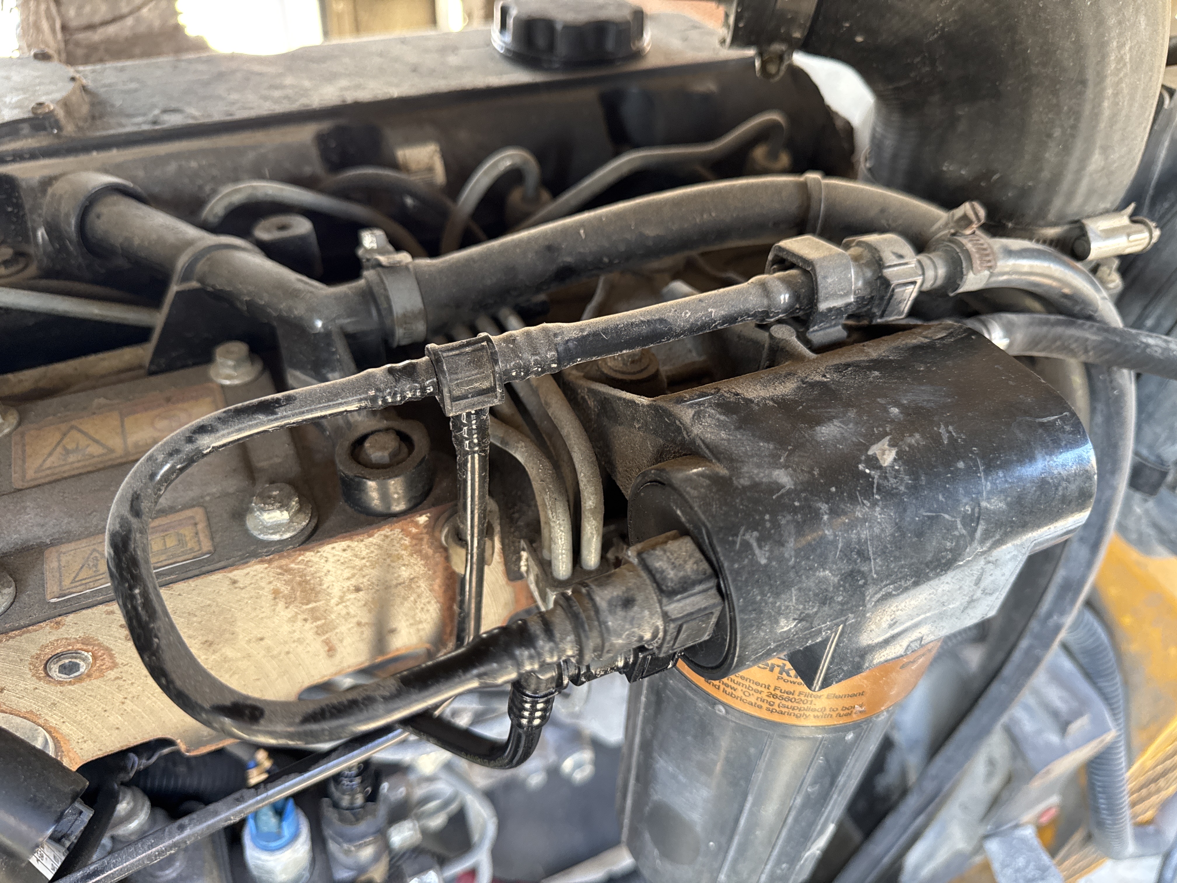 SGG-003-Perkins-100-KVA-Stationary-generators-inspection-Engine-Fuel-leaks-2
