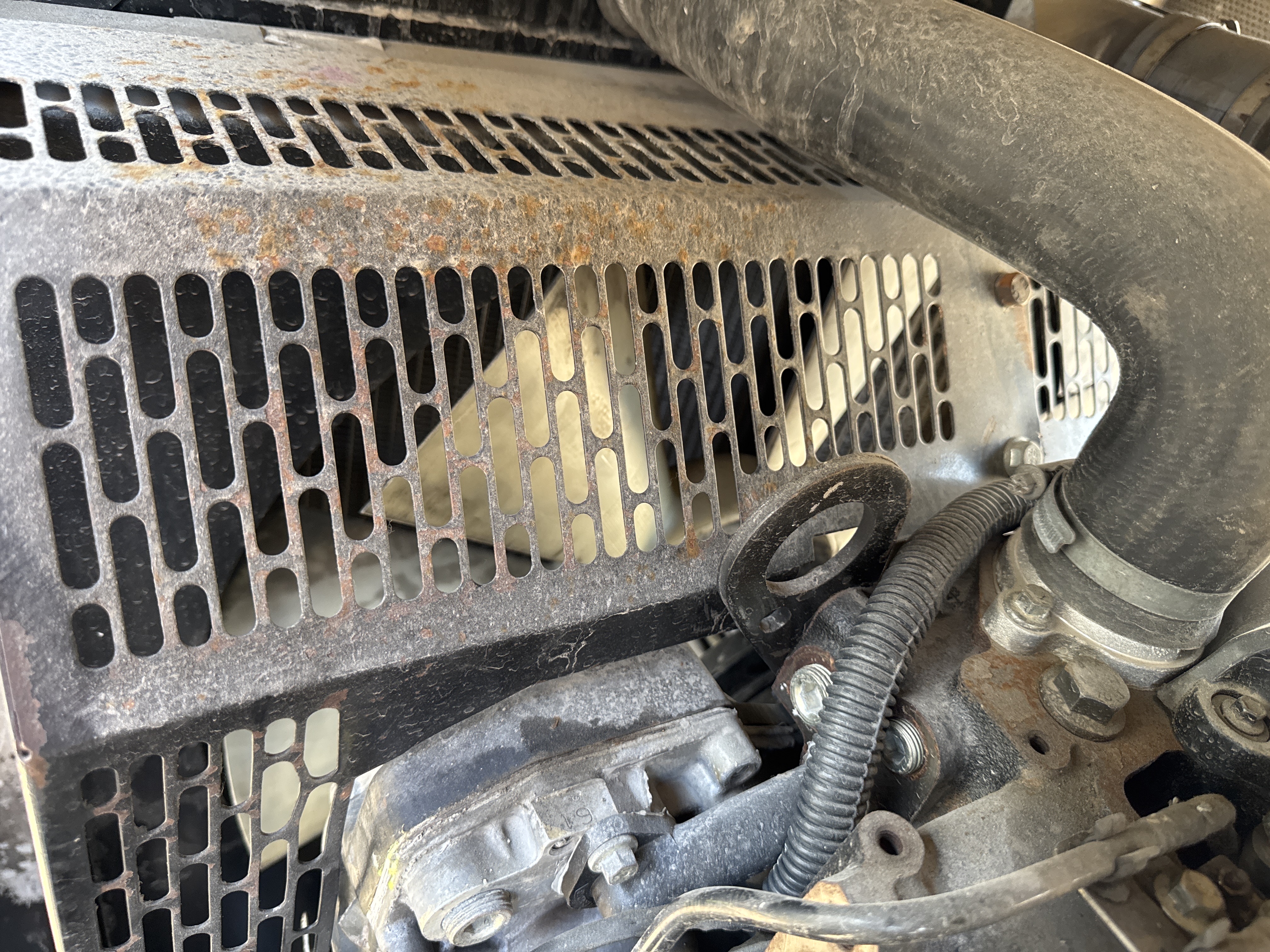 SGG-003-Perkins-100-KVA-Stationary-generators-inspection-Engine-Cooling-fan-and-fan-guard-2