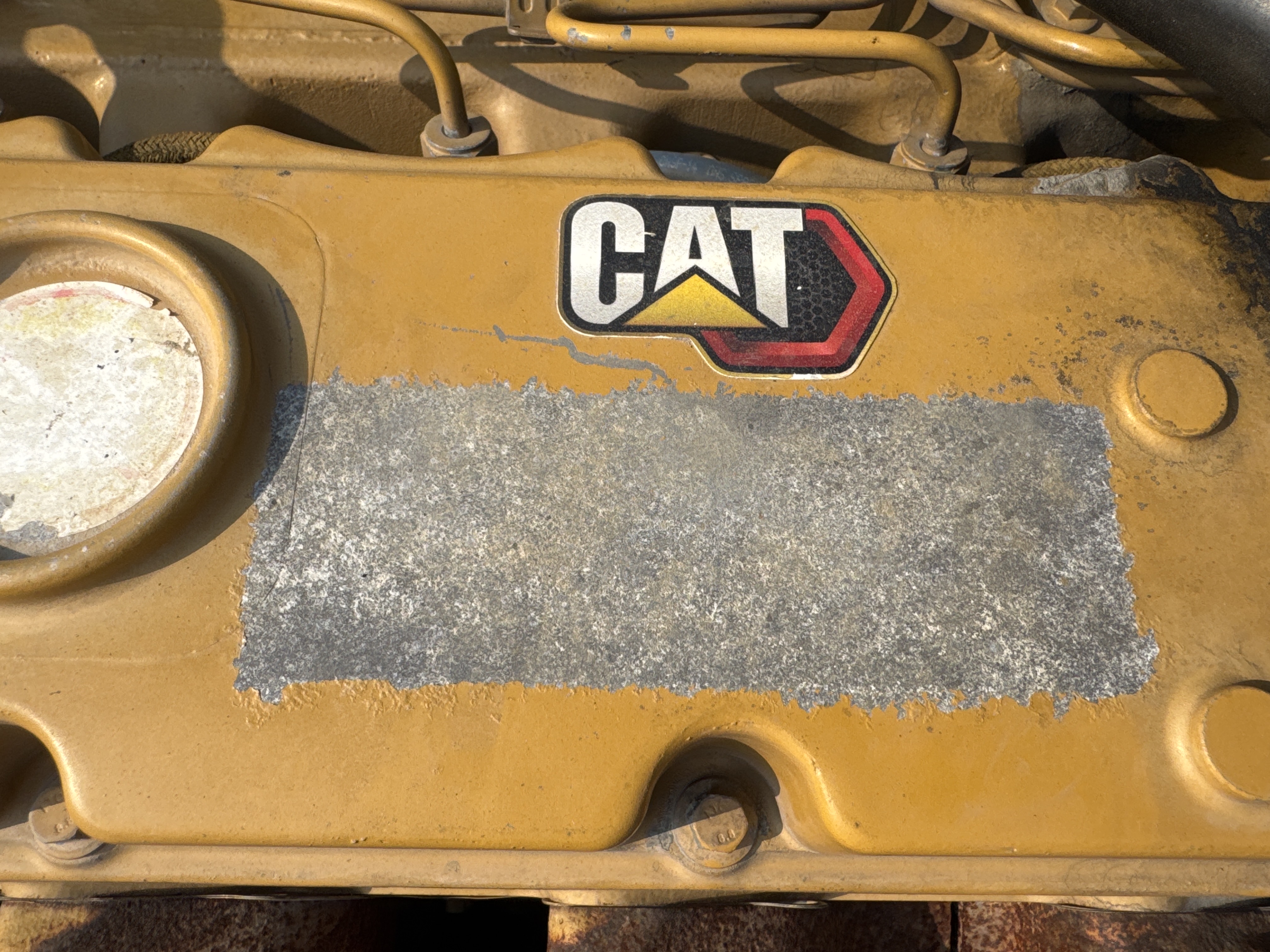 MDX-013-Cat-323D3-Medium-excavators-inspection-General-Emissions-label-2