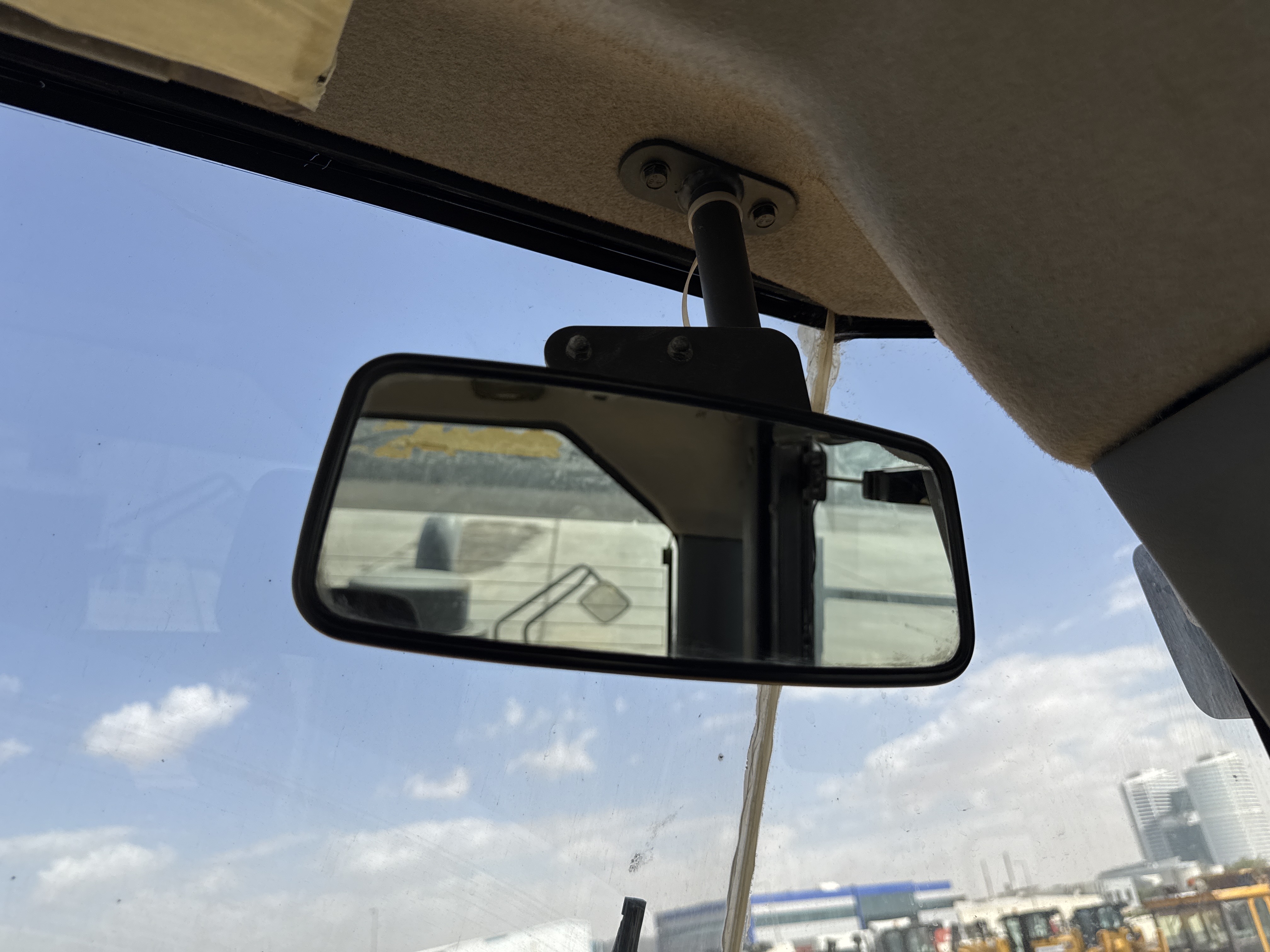 WHL-005-Komatsu-WA470-6-Wheel-loaders-inspection-Cabin-Mirrors-2