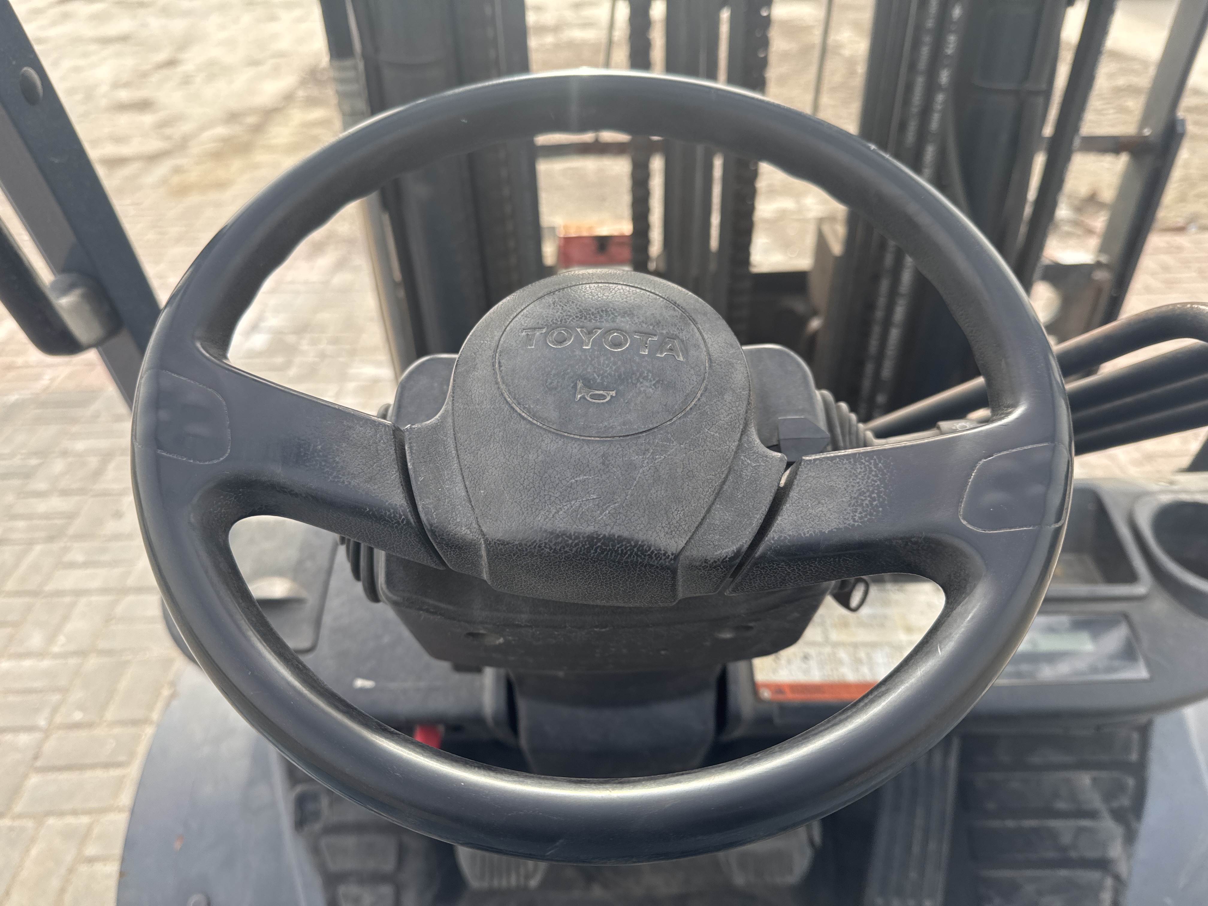 FLM-005-Toyota-8FDU25-Forklifts-inspection-Cabin-Steering-response-2
