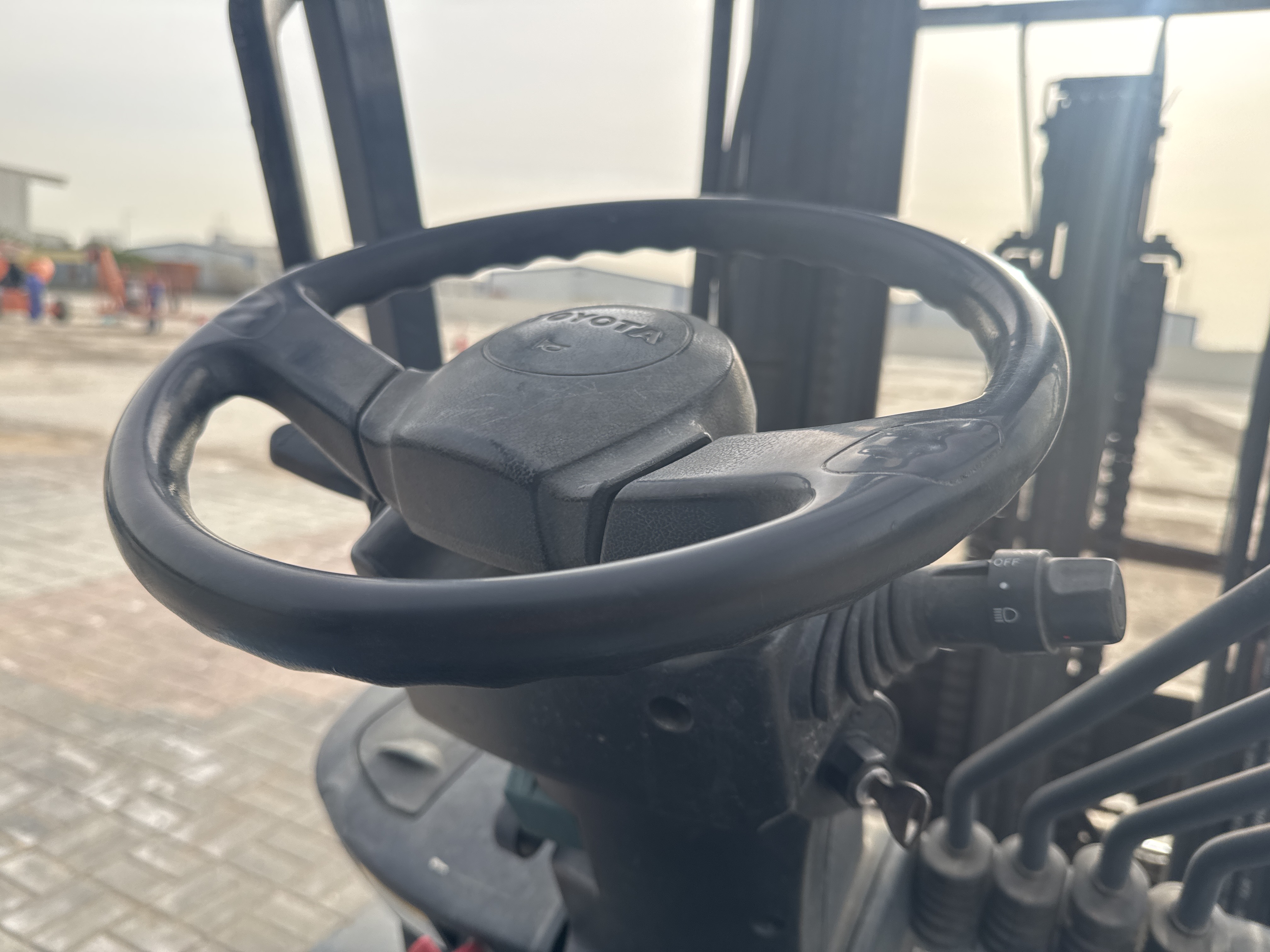 FLM-005-Toyota-8FDU25-Forklifts-inspection-Cabin-Steering-response-2