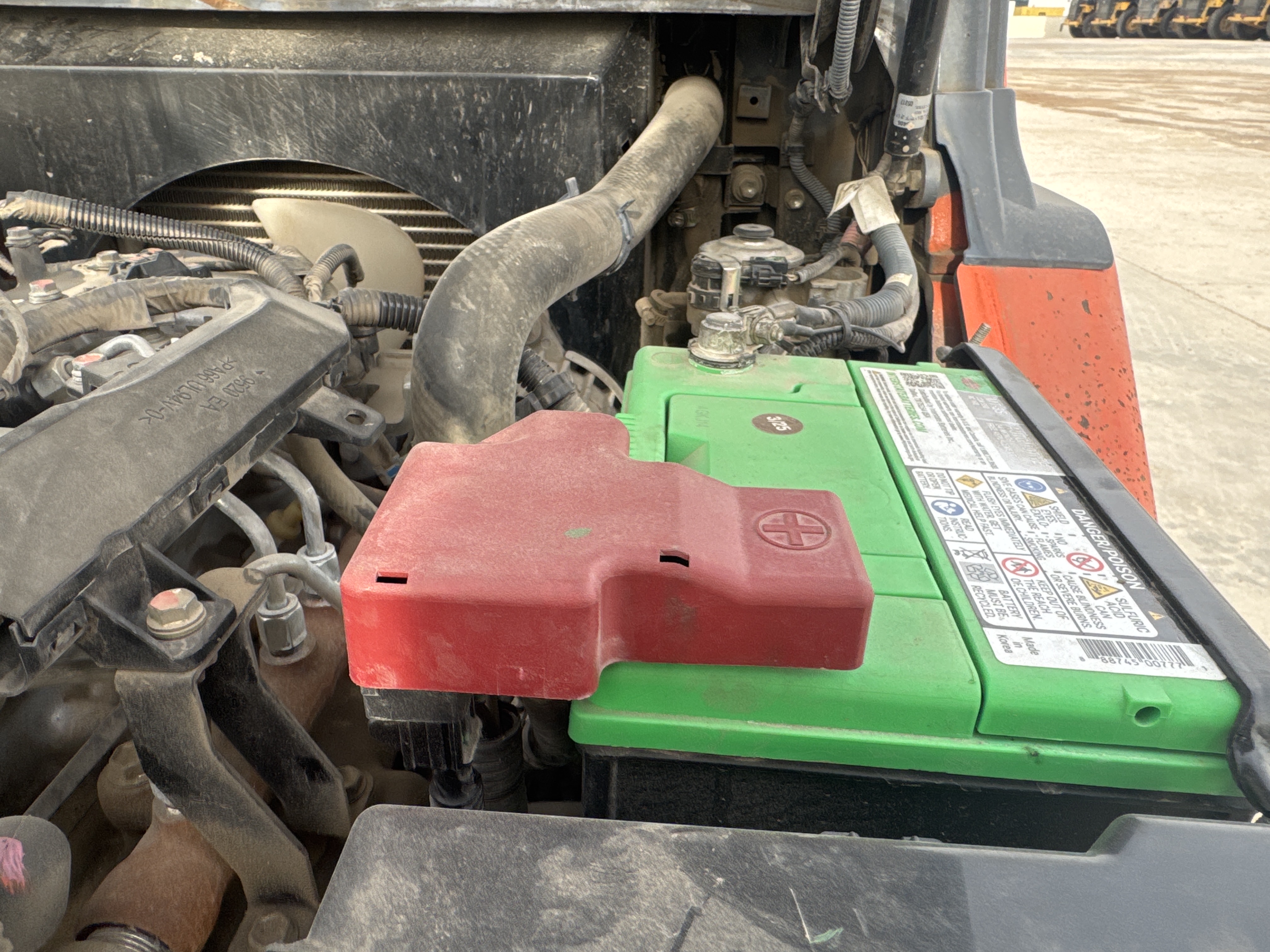 FLM-005-Toyota-8FDU25-Forklifts-inspection-Electronics-Battery-2