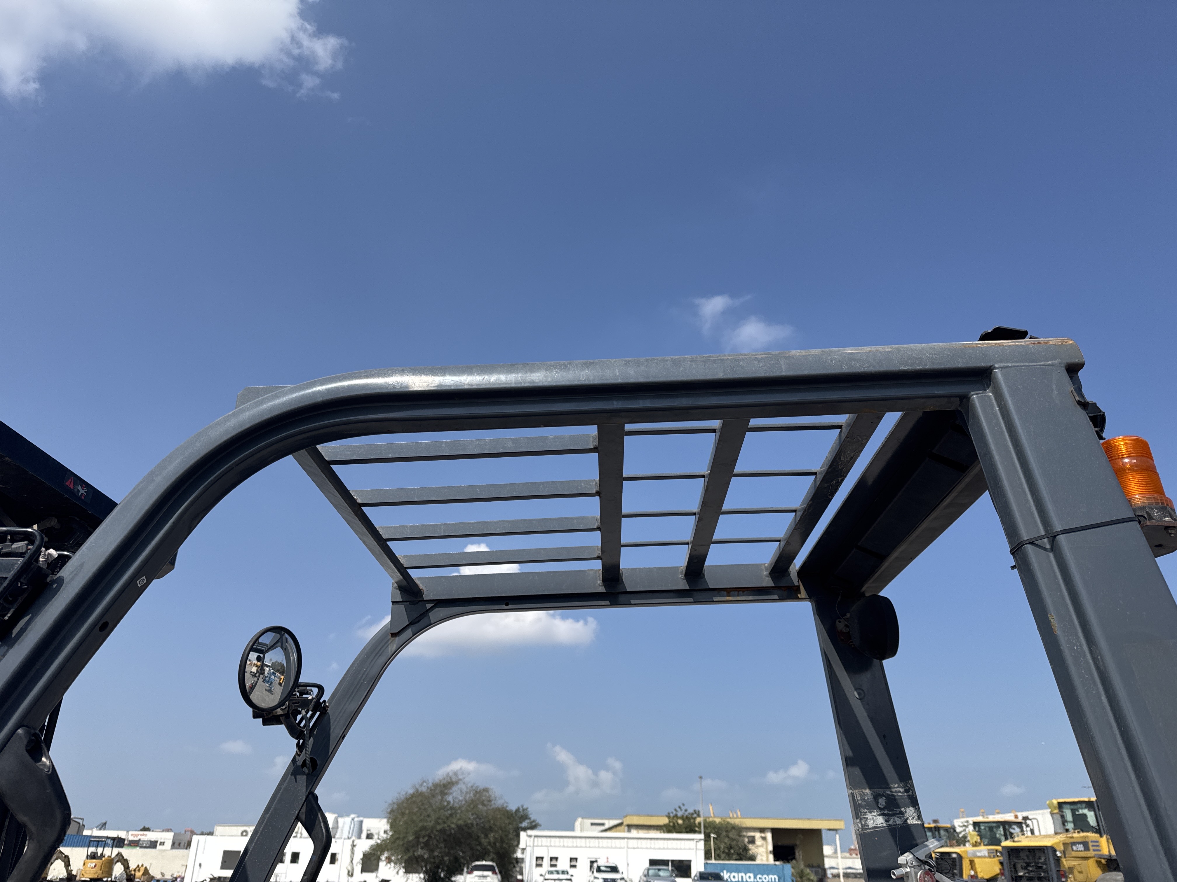 FLM-005-Toyota-8FDU25-Forklifts-inspection-Safety-Rollover-protective-structure-(ROPS-/-FOPS)-2