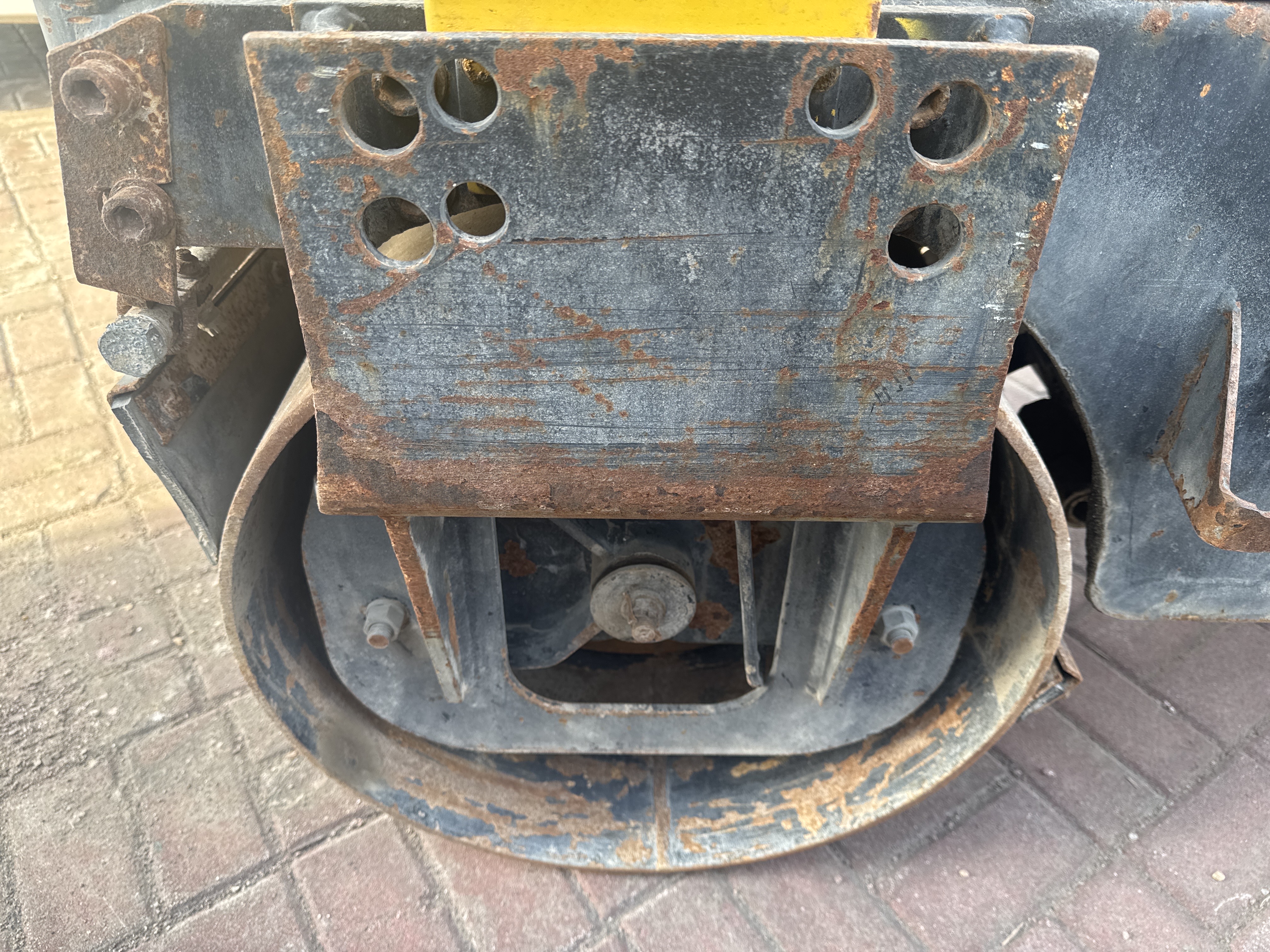 SRC-007-ساكاي-CR270-مداحل-بإسطوانة-مزدوجة-فحص-الهيكل-شوكات-الاسطوانة-الخلفية-2