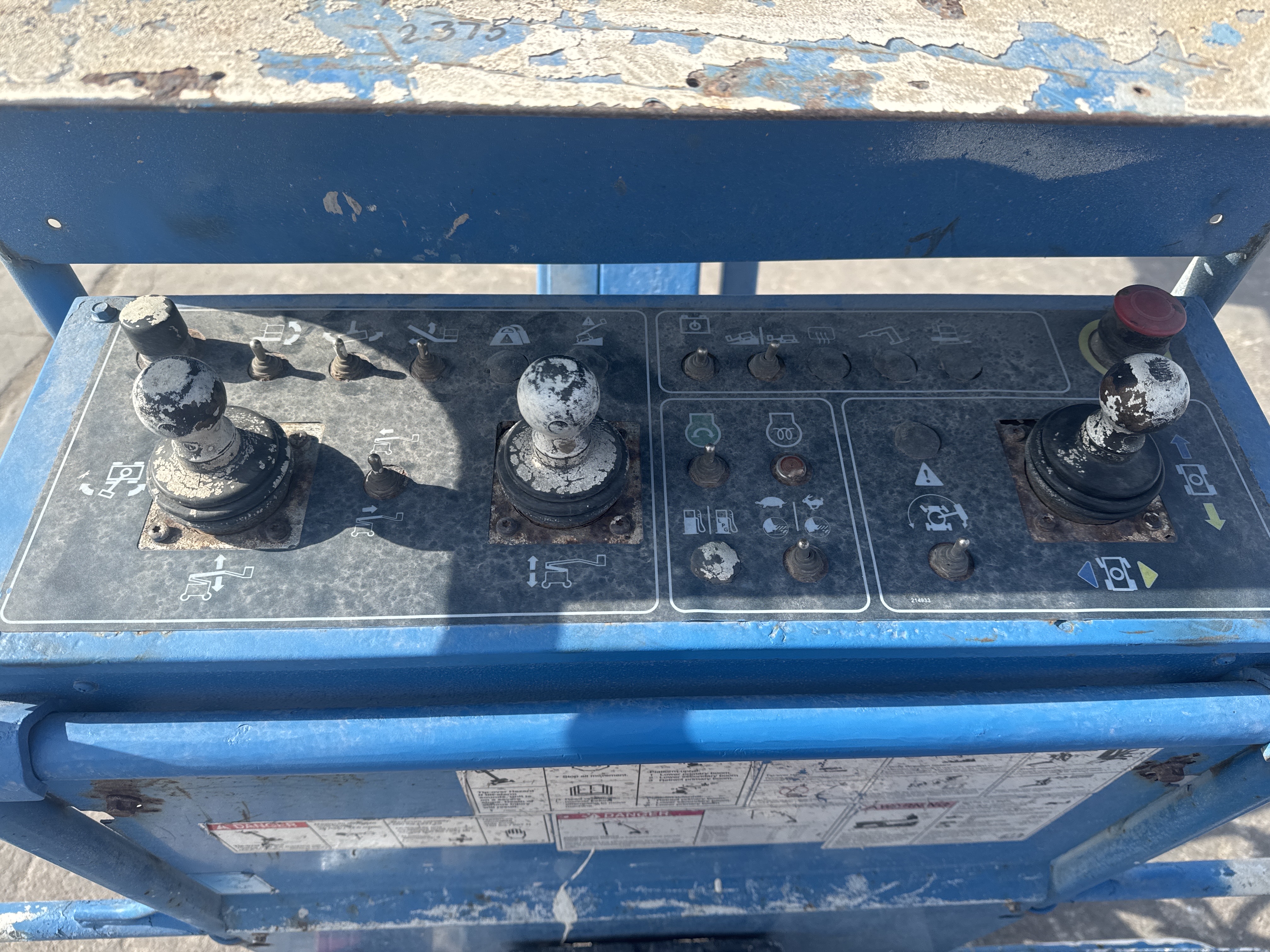 BLA-017-Genie-Z-45/25J-RT-Boom-lifts-inspection-Cabin-Joysticks-2