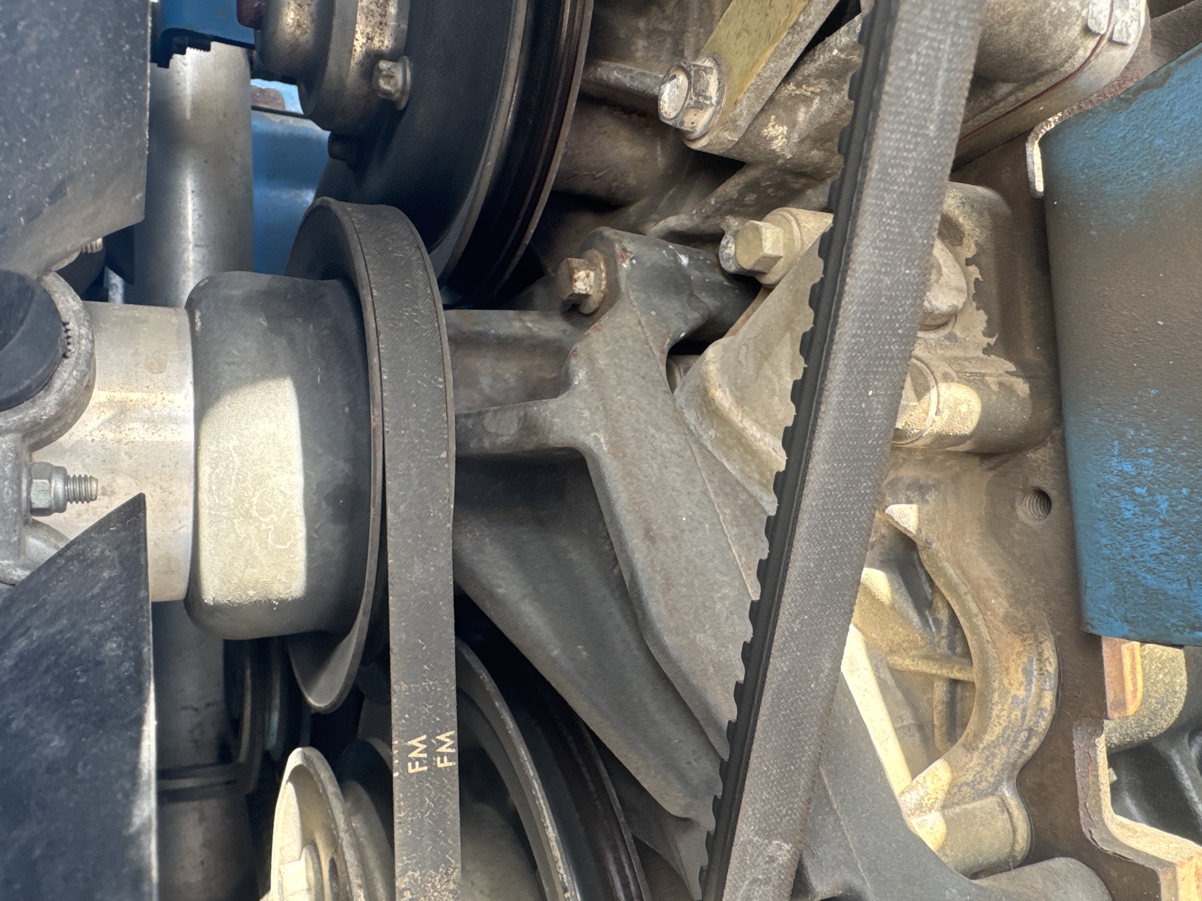 BLA-017-Genie-Z-45/25J-RT-Boom-lifts-inspection-Engine-Belts-2