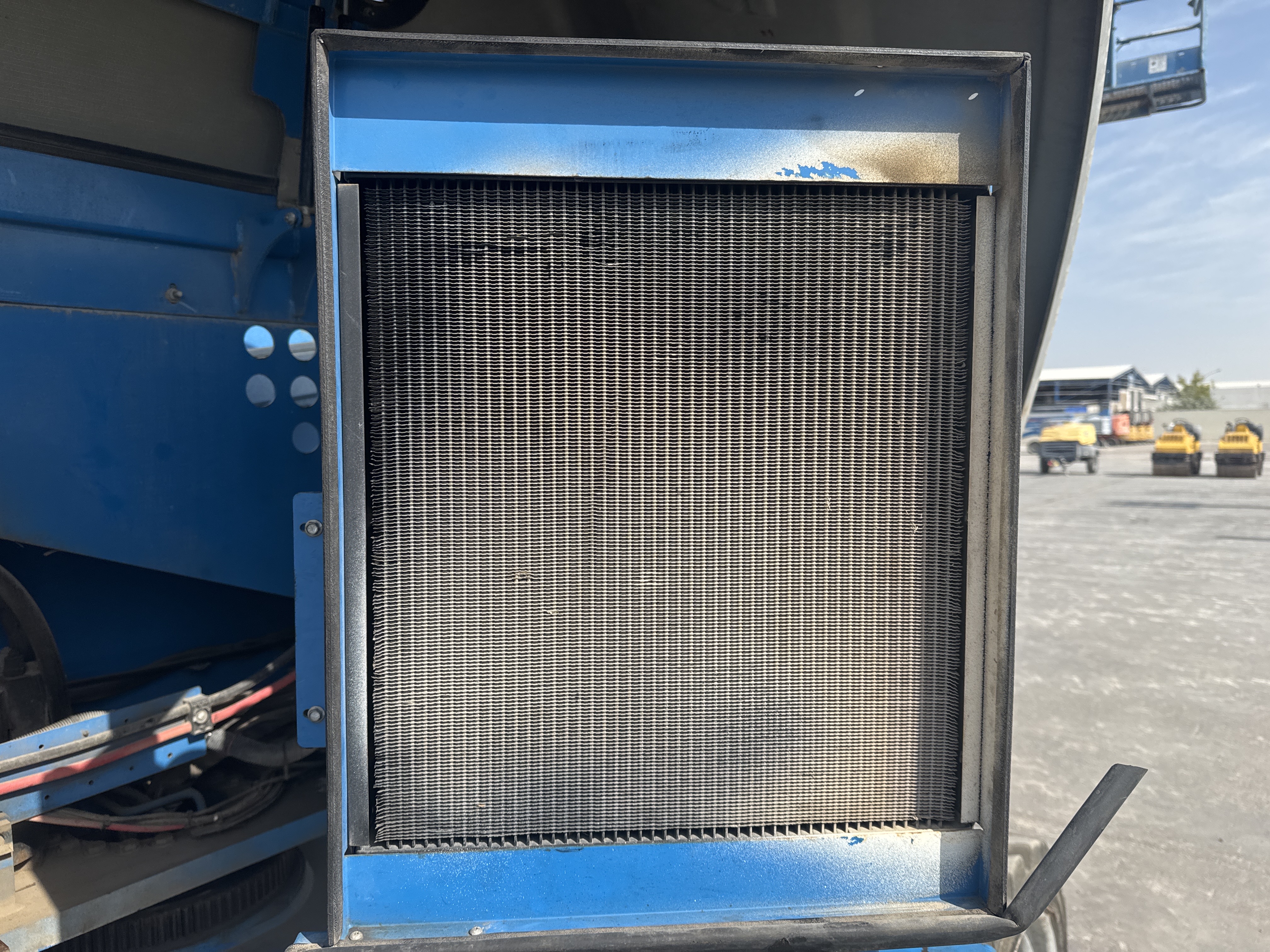 BLA-017-Genie-Z-45/25J-RT-Boom-lifts-inspection-Engine-Cooling-fan-and-fan-guard-2