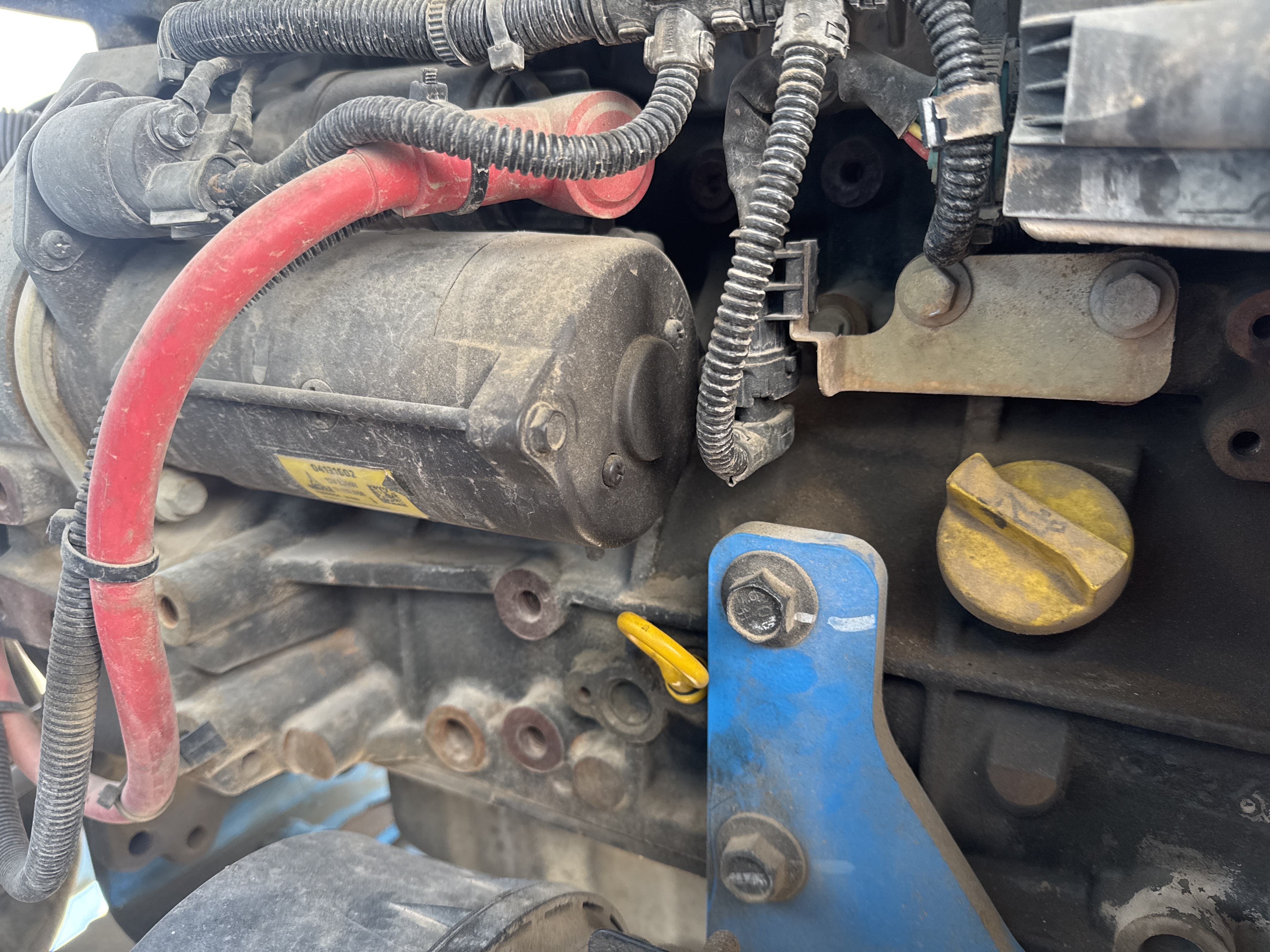 BLA-017-Genie-Z-45/25J-RT-Boom-lifts-inspection-Engine-Engine-oil-leaks-2