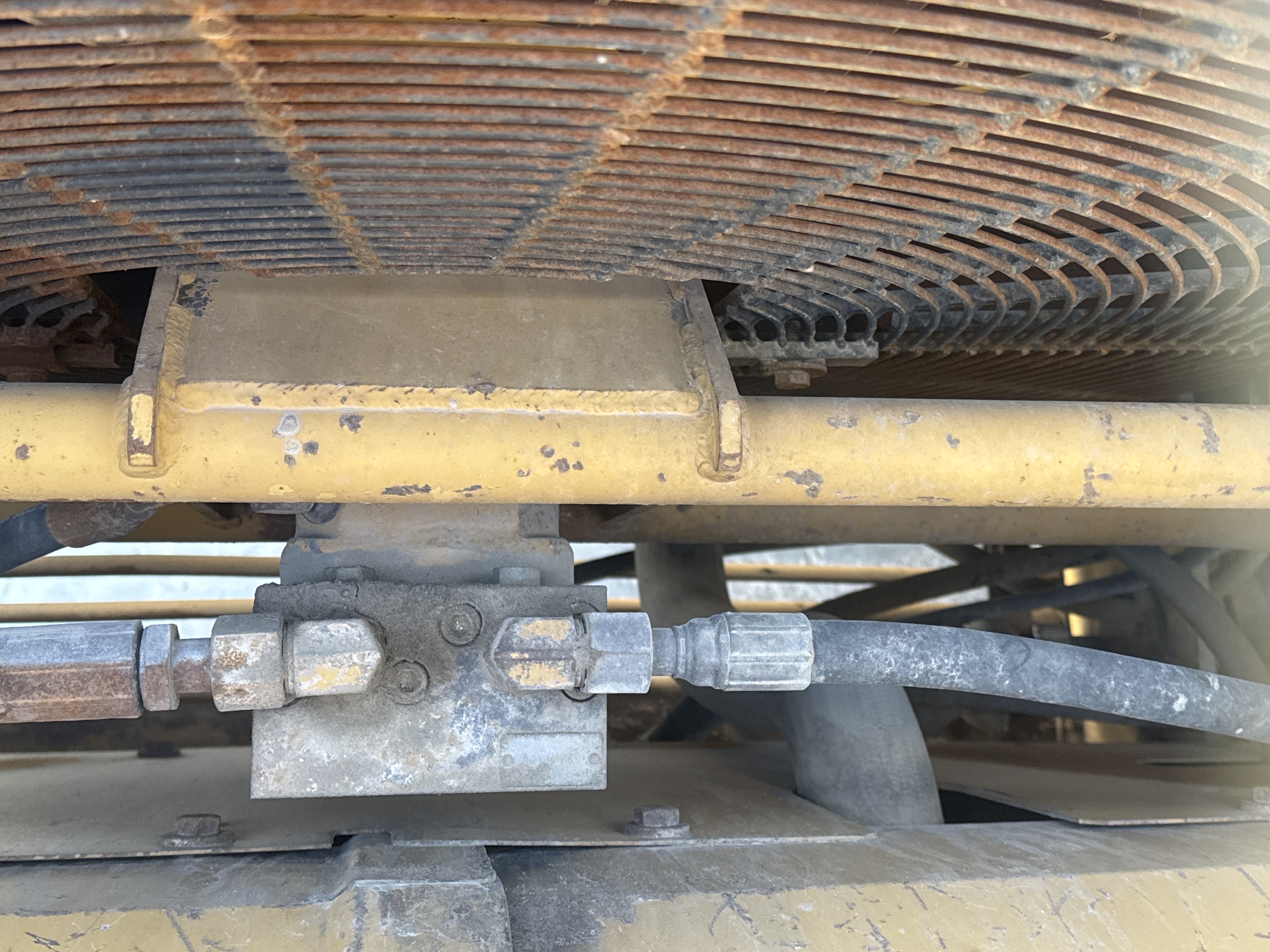 LEX-006-Cat-345B-LME-Series-II-Large-excavators-inspection-Engine-Cooling-fan-and-fan-guard-2