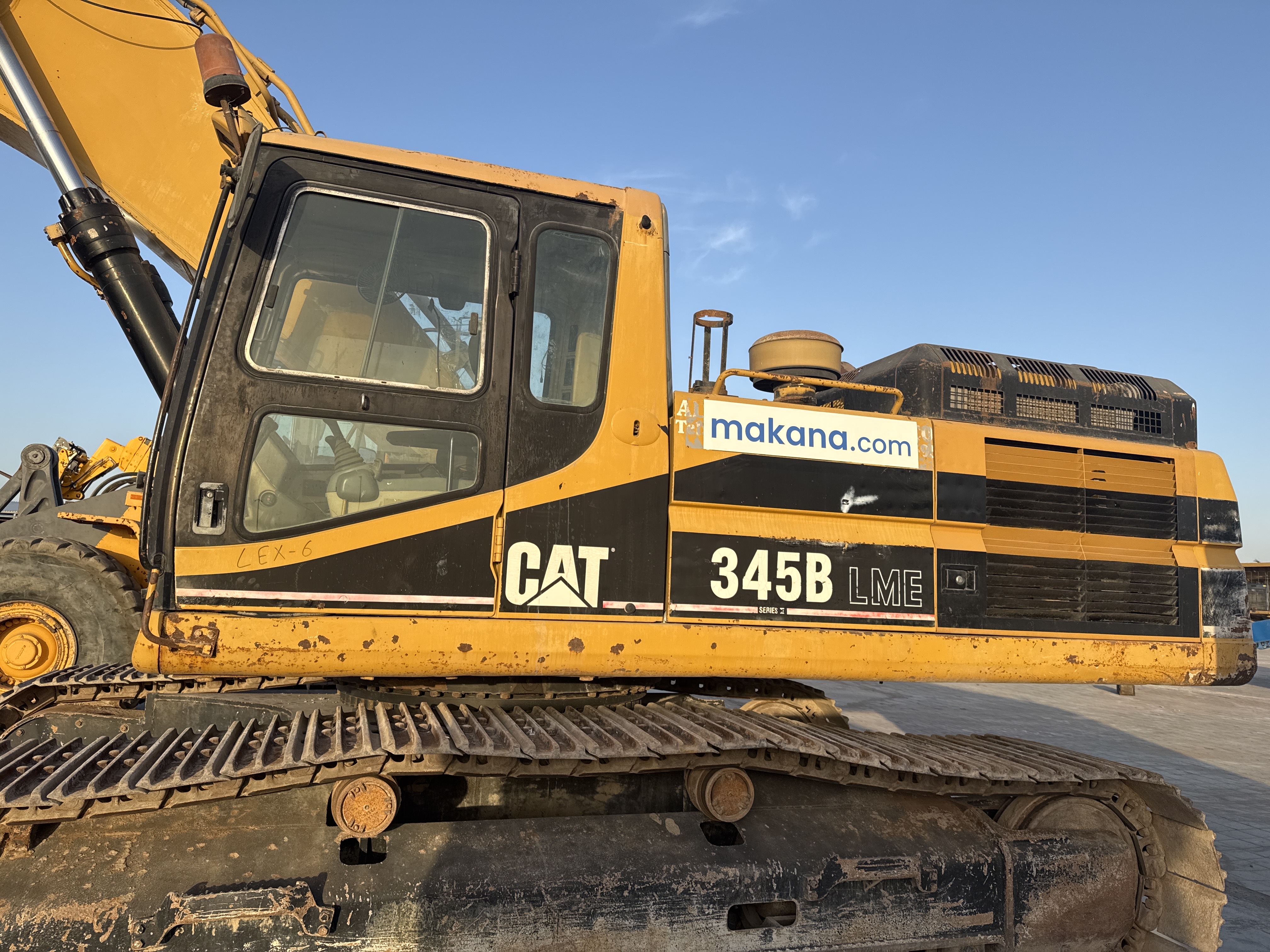 LEX-006-Cat-345B-LME-Series-II-Large-excavators-inspection-Structure-Paint-2