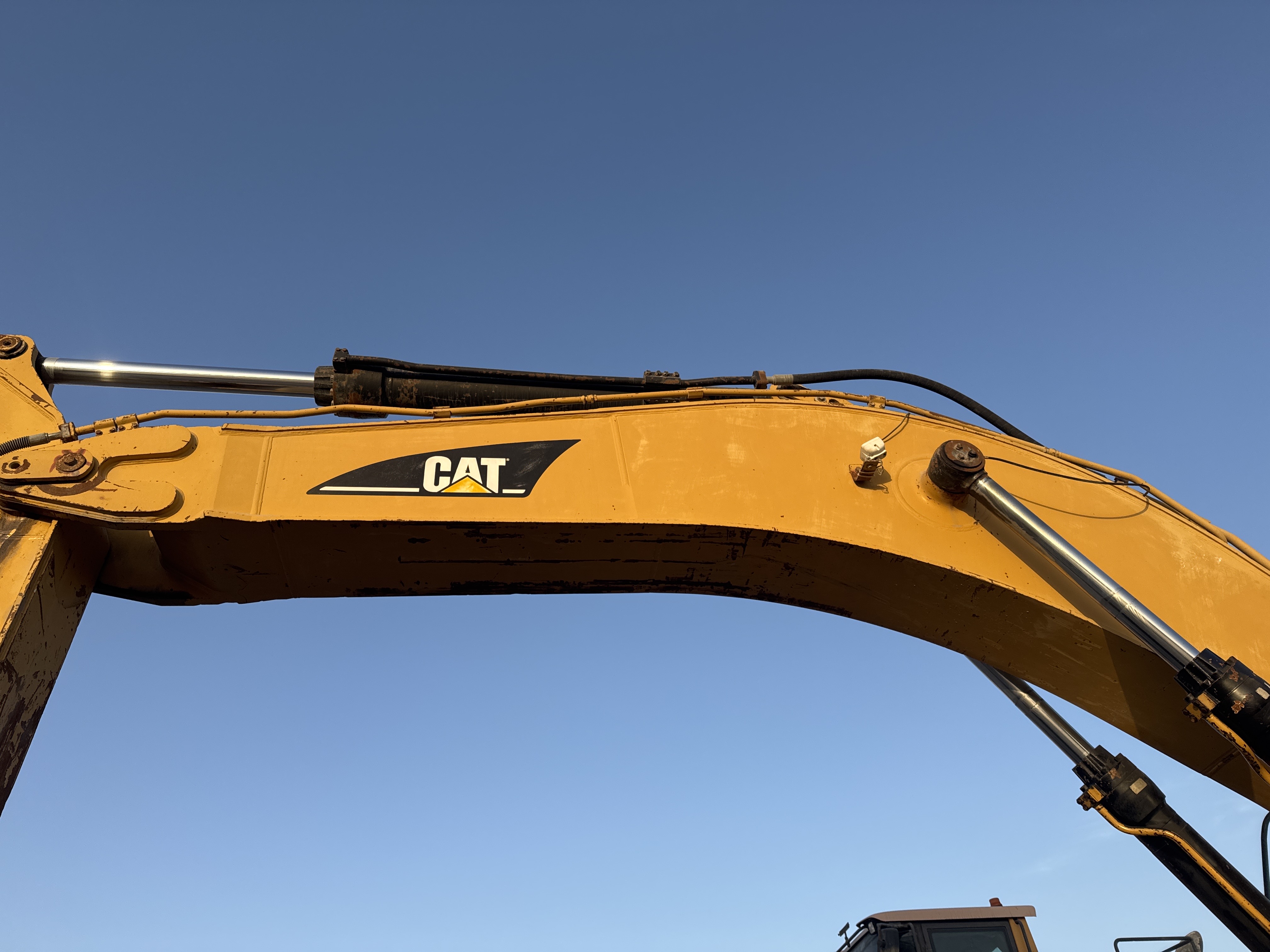 LEX-006-Cat-345B-LME-Series-II-Large-excavators-inspection-Chassis-Boom-2