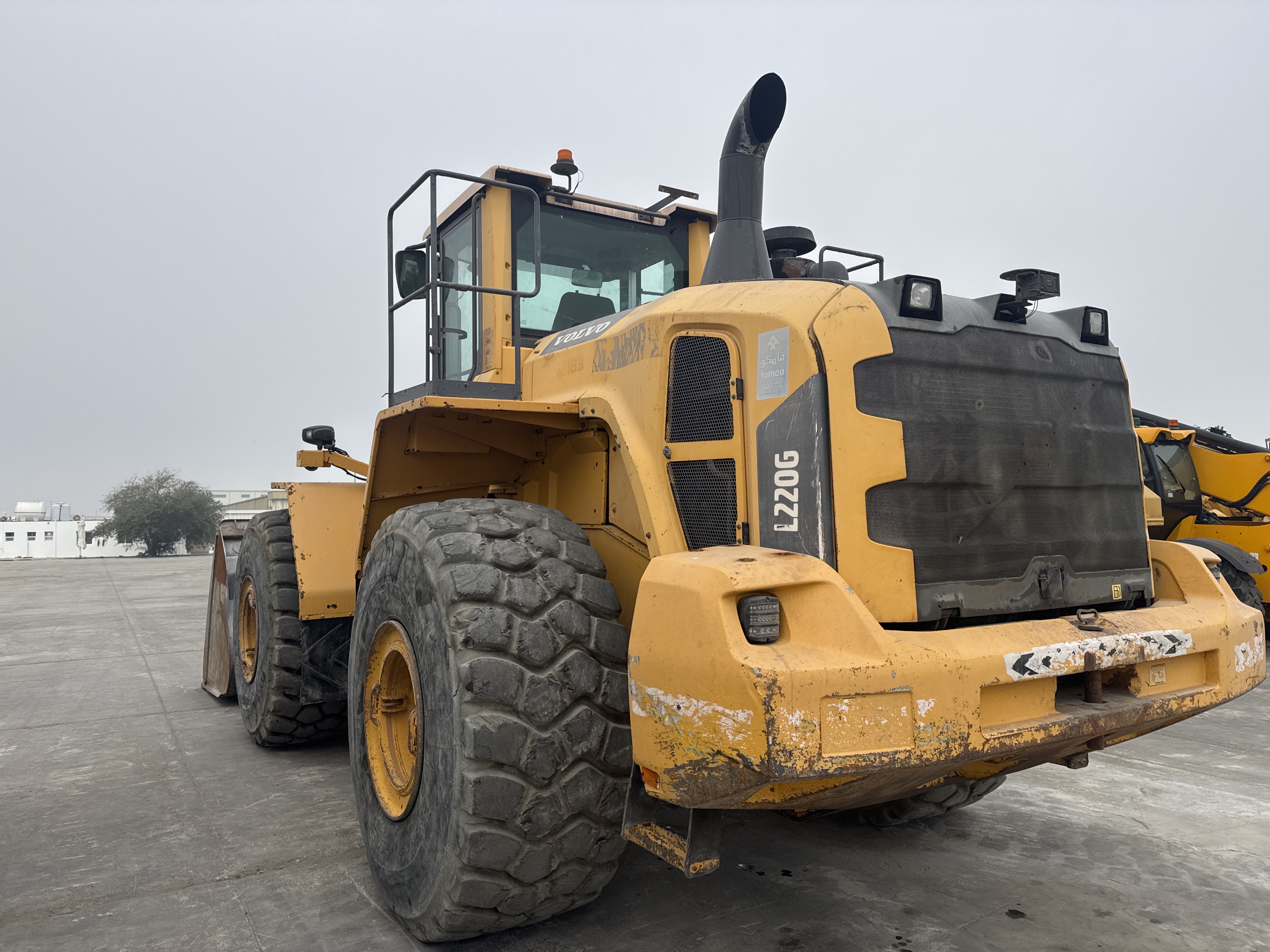 WHL-007-Volvo-L220G-Wheel-loaders-inspection-Structure-Paint-2