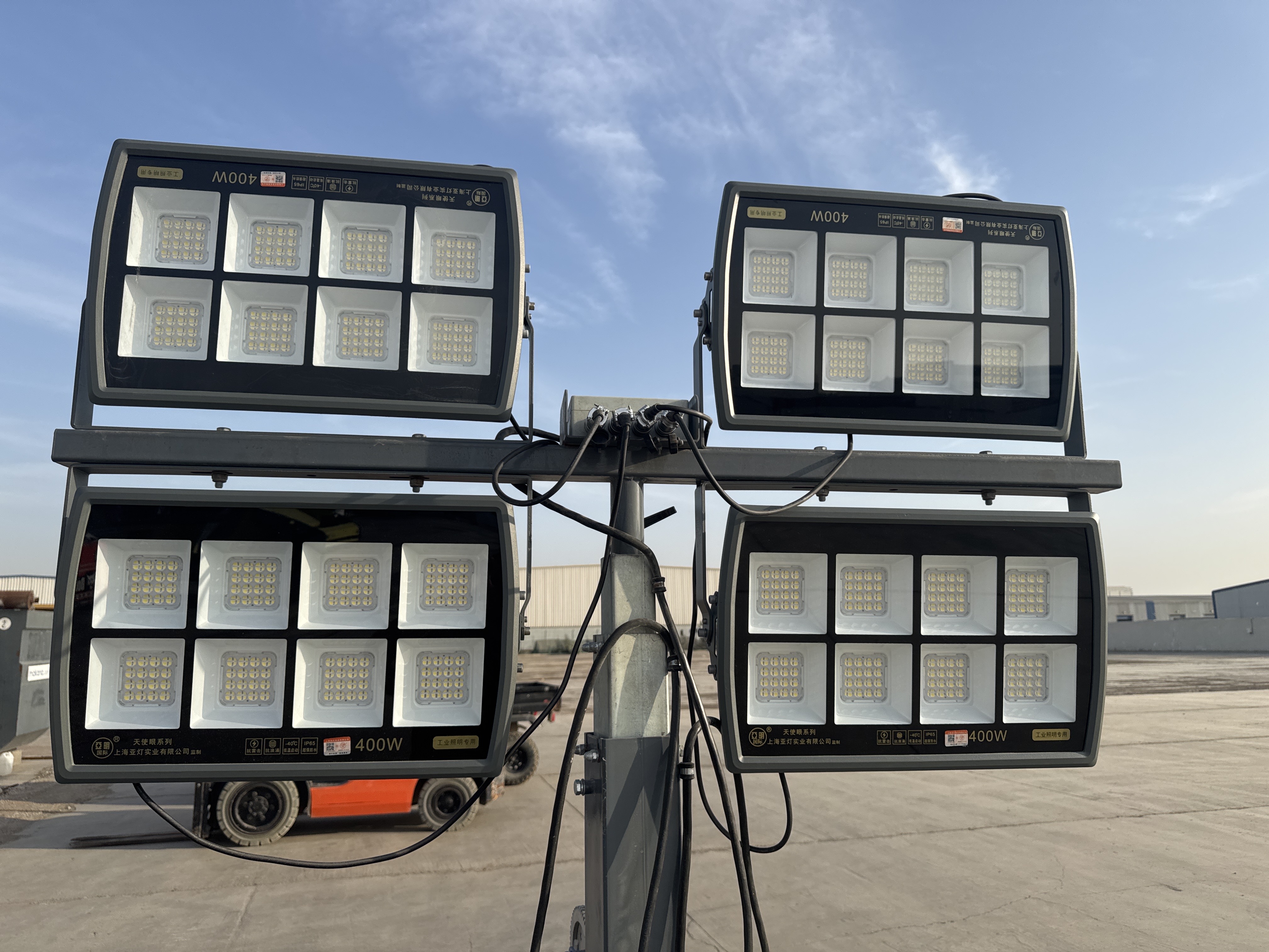 LTA-001-Furd-FZM-1000B-Light-towers-inspection-Electronics-Exterior-lights-2