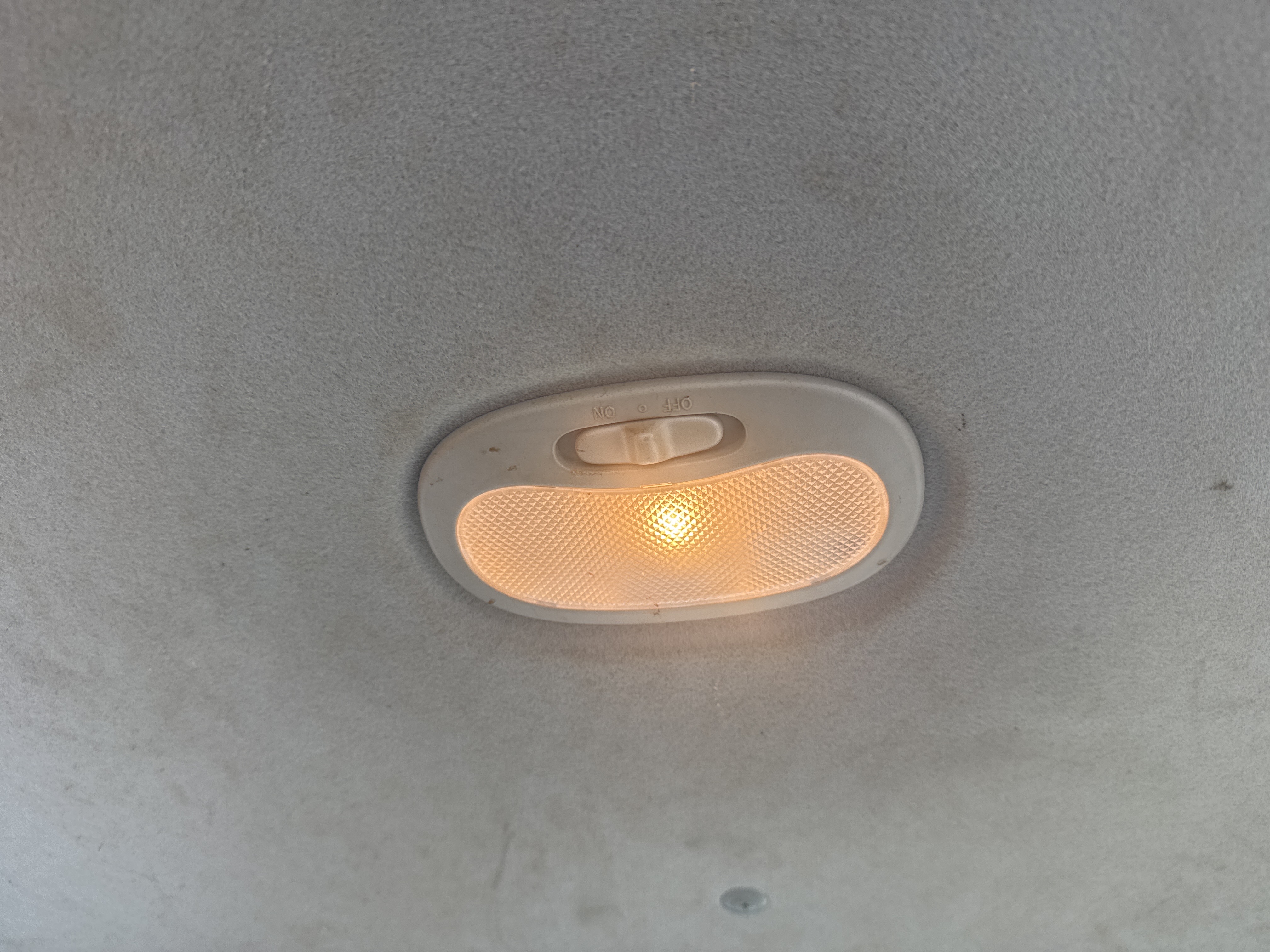 MDX-019-Doosan-DX225LC-5-Medium-excavators-inspection-Cabin-Cabin-light-1