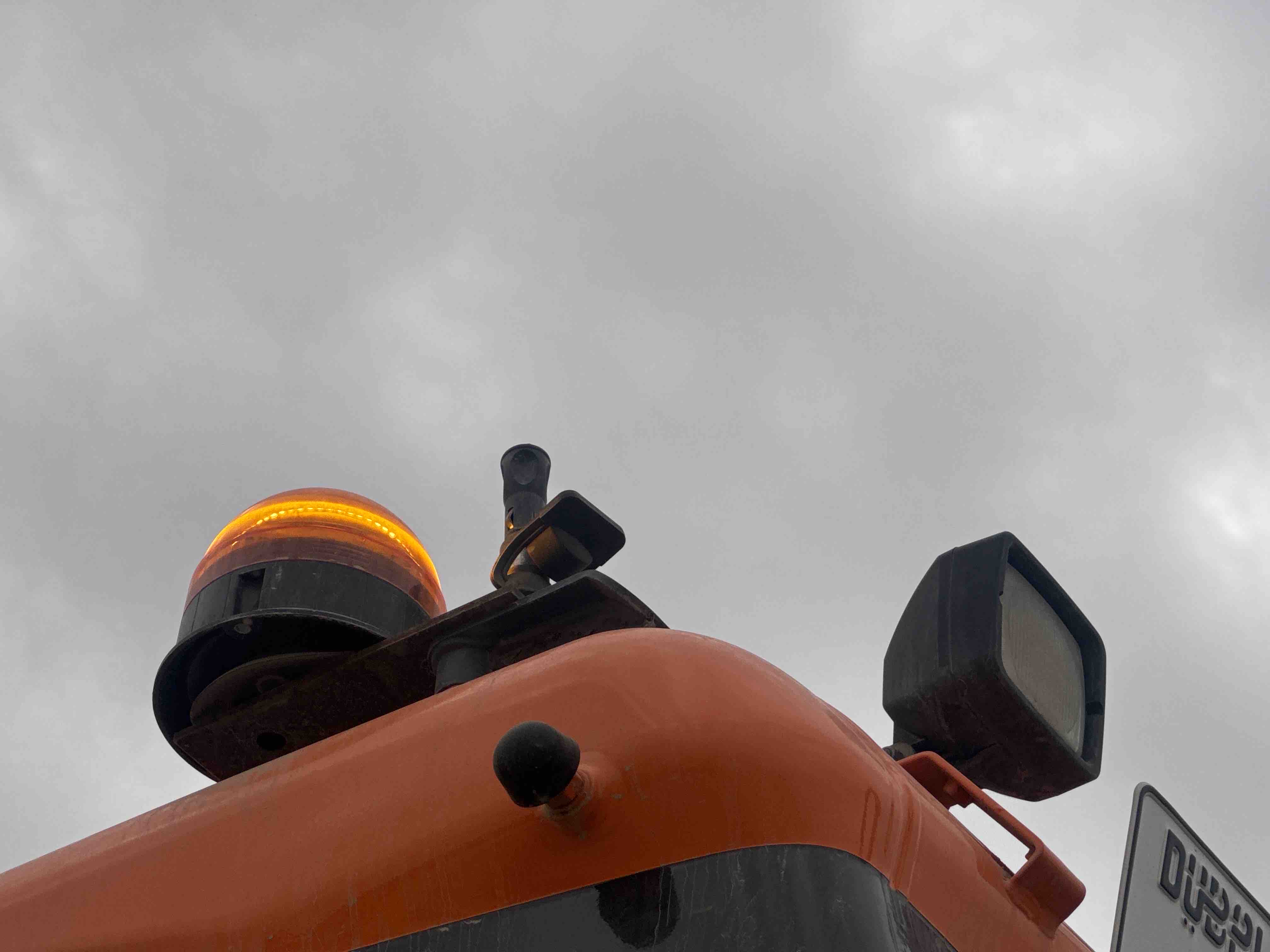MDX-019-Doosan-DX225LC-5-Medium-excavators-inspection-Electronics-Lights-and-signals-1