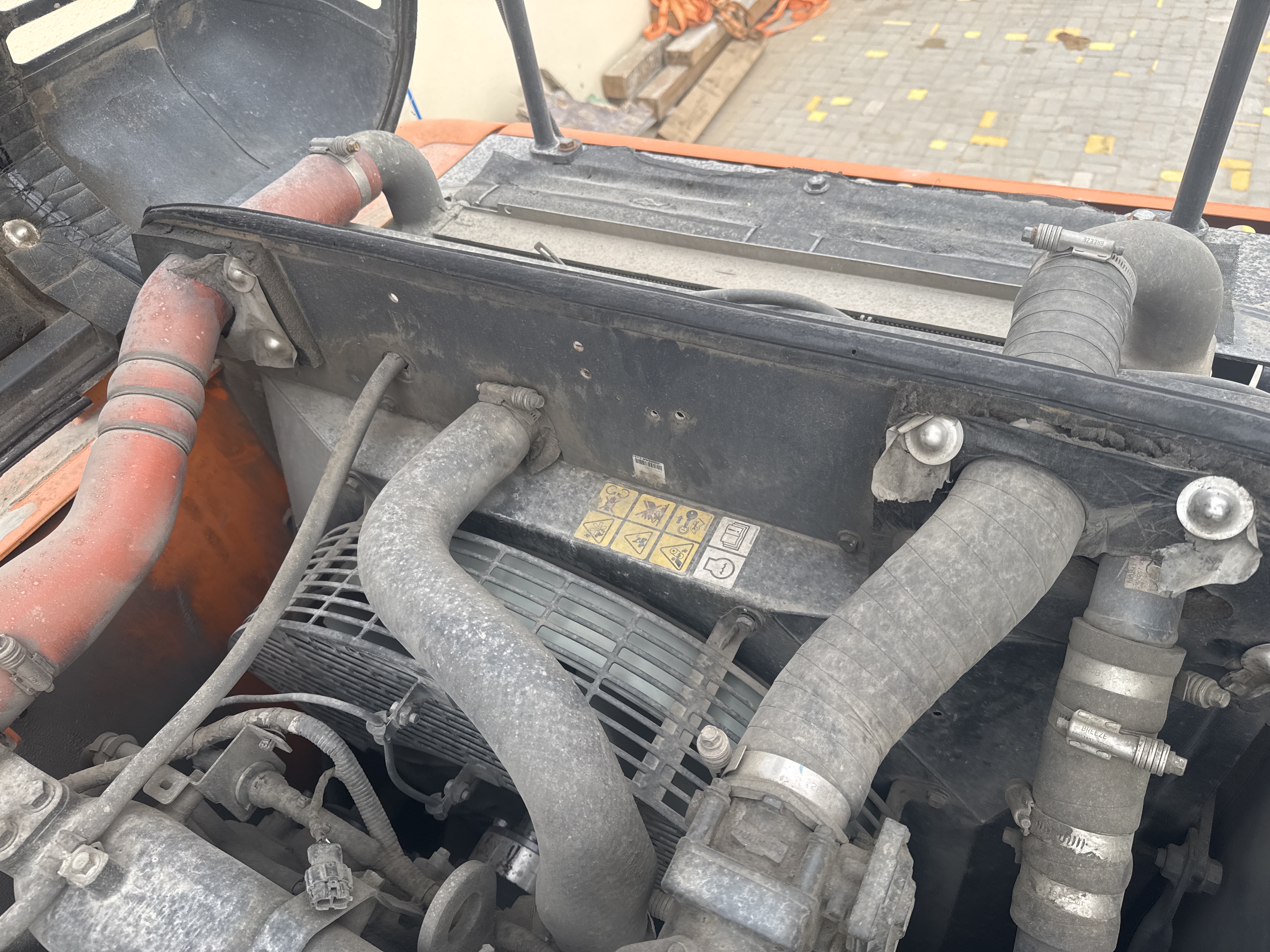 MDX-019-Doosan-DX225LC-5-Medium-excavators-inspection-Engine-Radiator,-condenser,-intercooler,-hydraulic-cooler-1