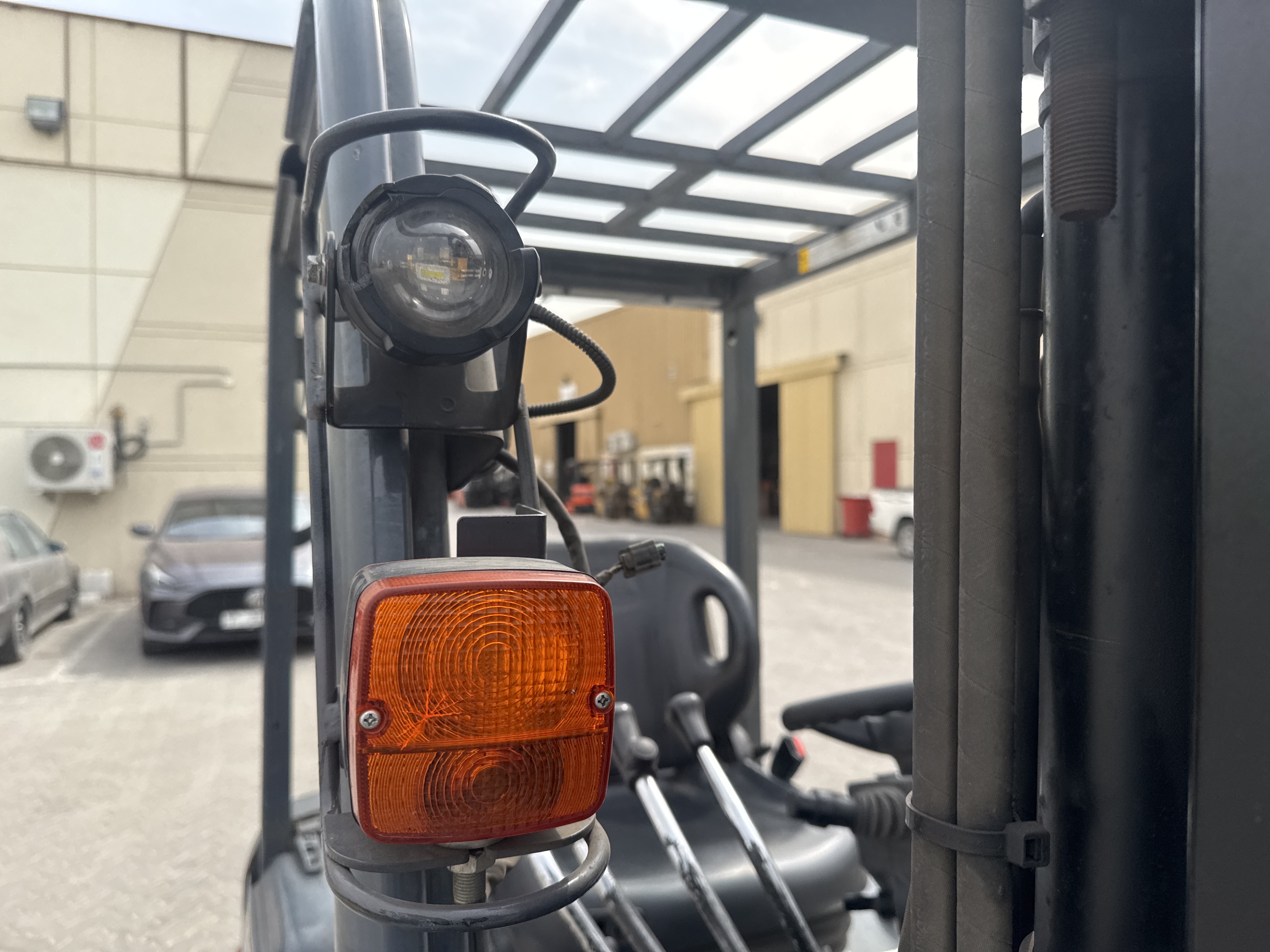 FLM-021-Toyota-8FBE20-Forklifts-inspection-Electronics-Lights-and-signals-1
