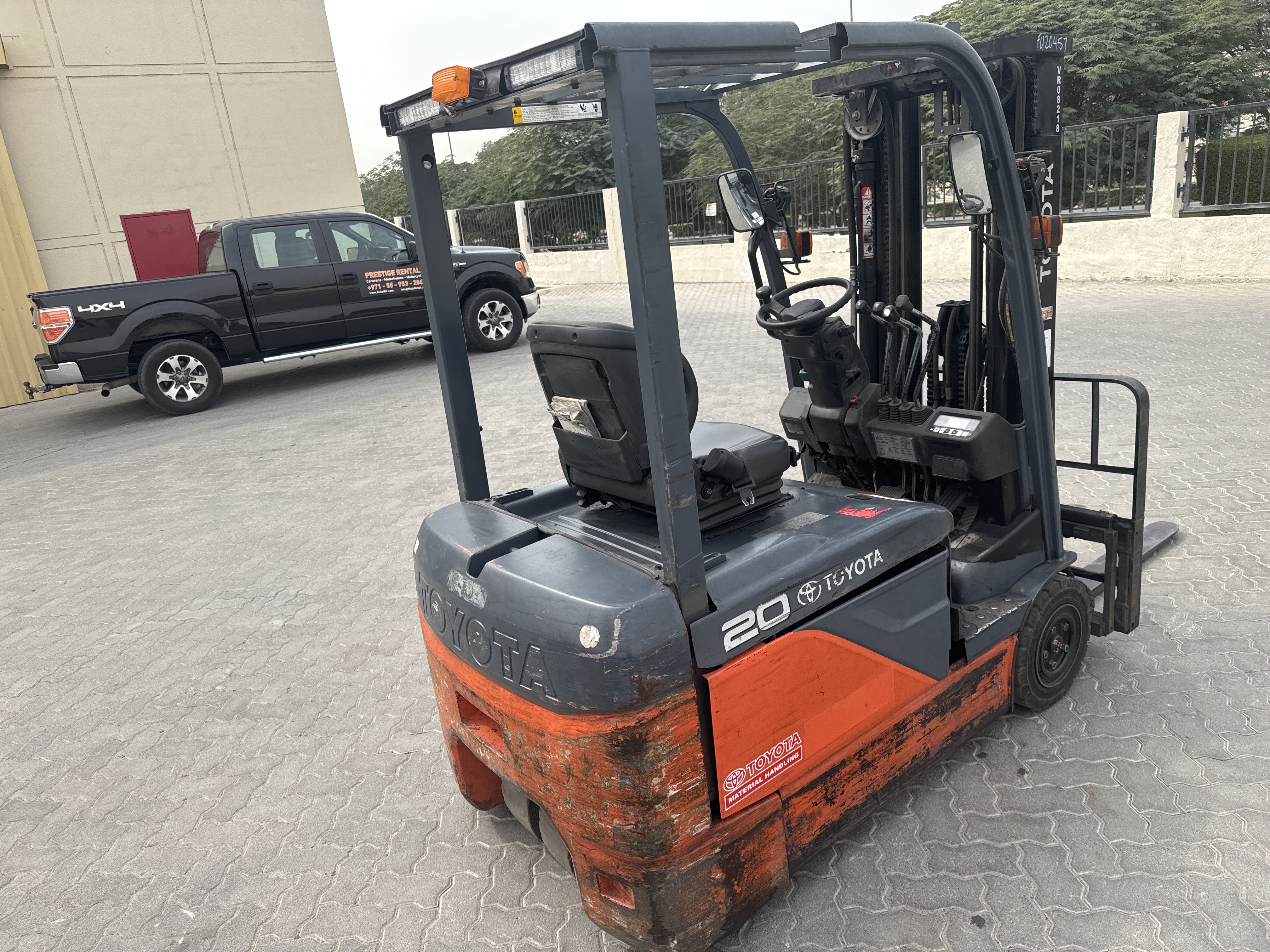FLM-021-Toyota-8FBE20-Forklifts-inspection-Structure-Paint-1