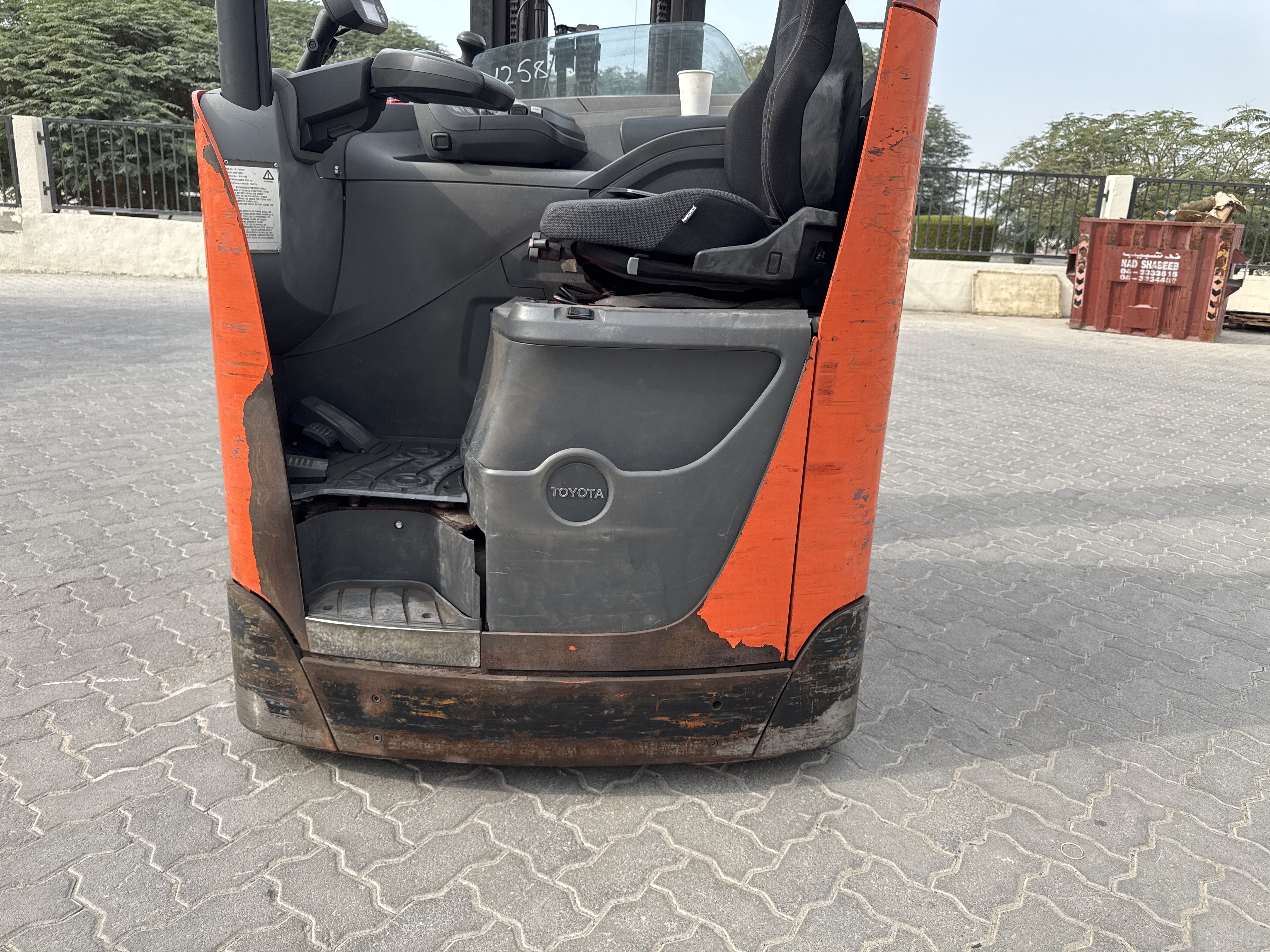 RTM-008-Toyota-Reflex-RRE160H-Reach-trucks-inspection-Structure-Paint-1