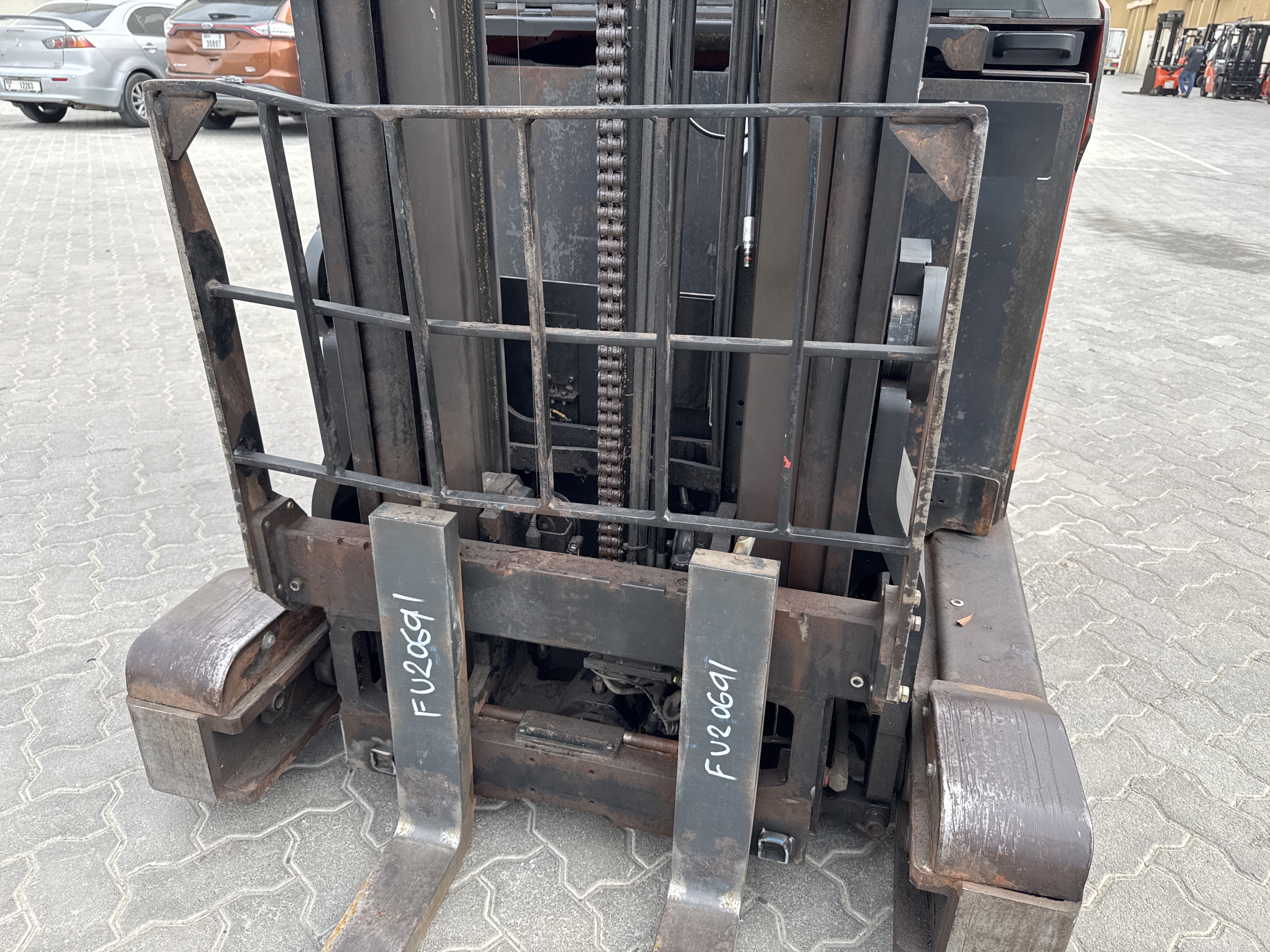 RTM-008-Toyota-Reflex-RRE160H-Reach-trucks-inspection-Chassis-Carriage-1