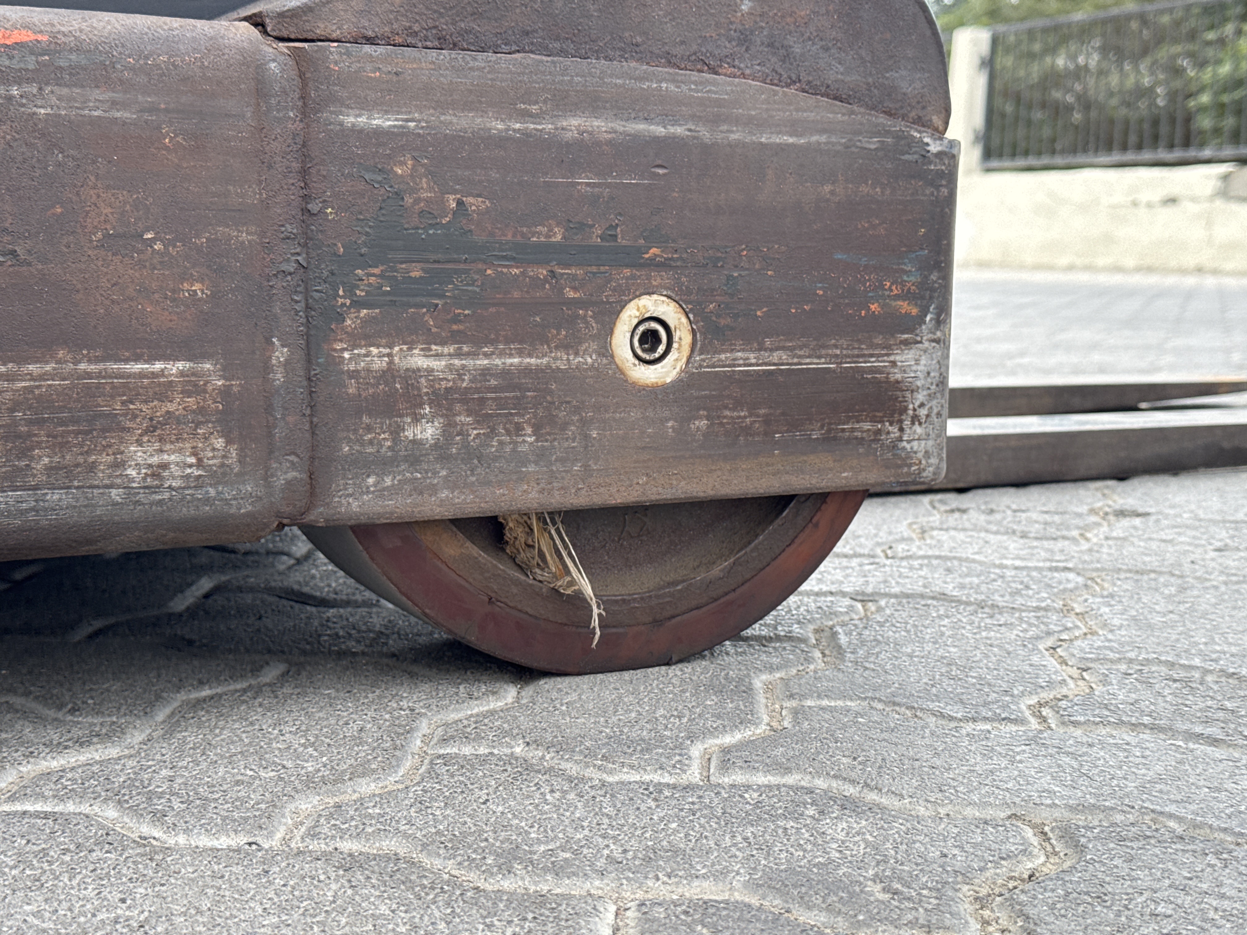 RTM-008-Toyota-Reflex-RRE160H-Reach-trucks-inspection-Chassis-Tires-condition-1