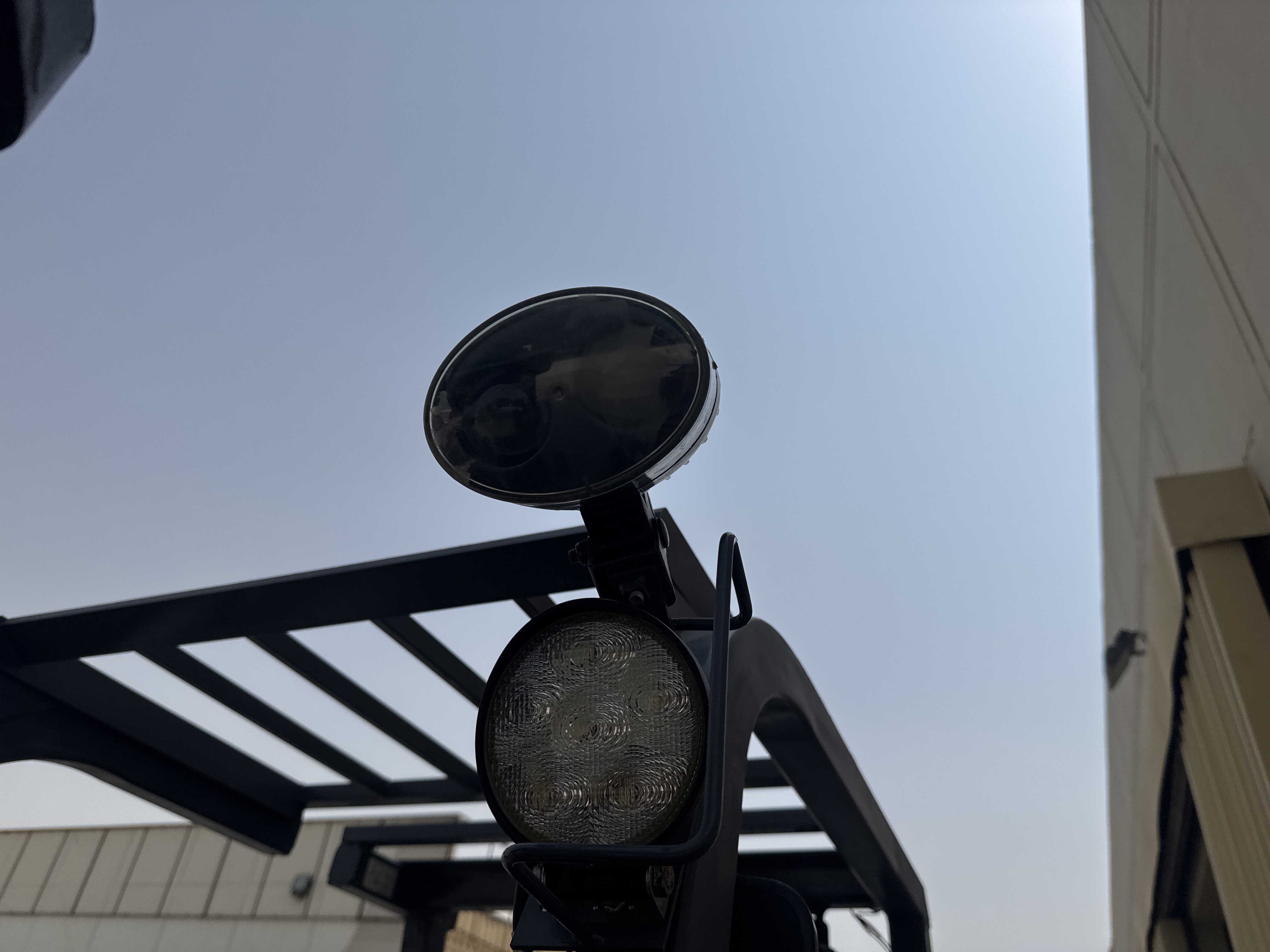 FLM-015-Toyota-8FBCU25-Forklifts-inspection-Electronics-Lights-and-signals-1