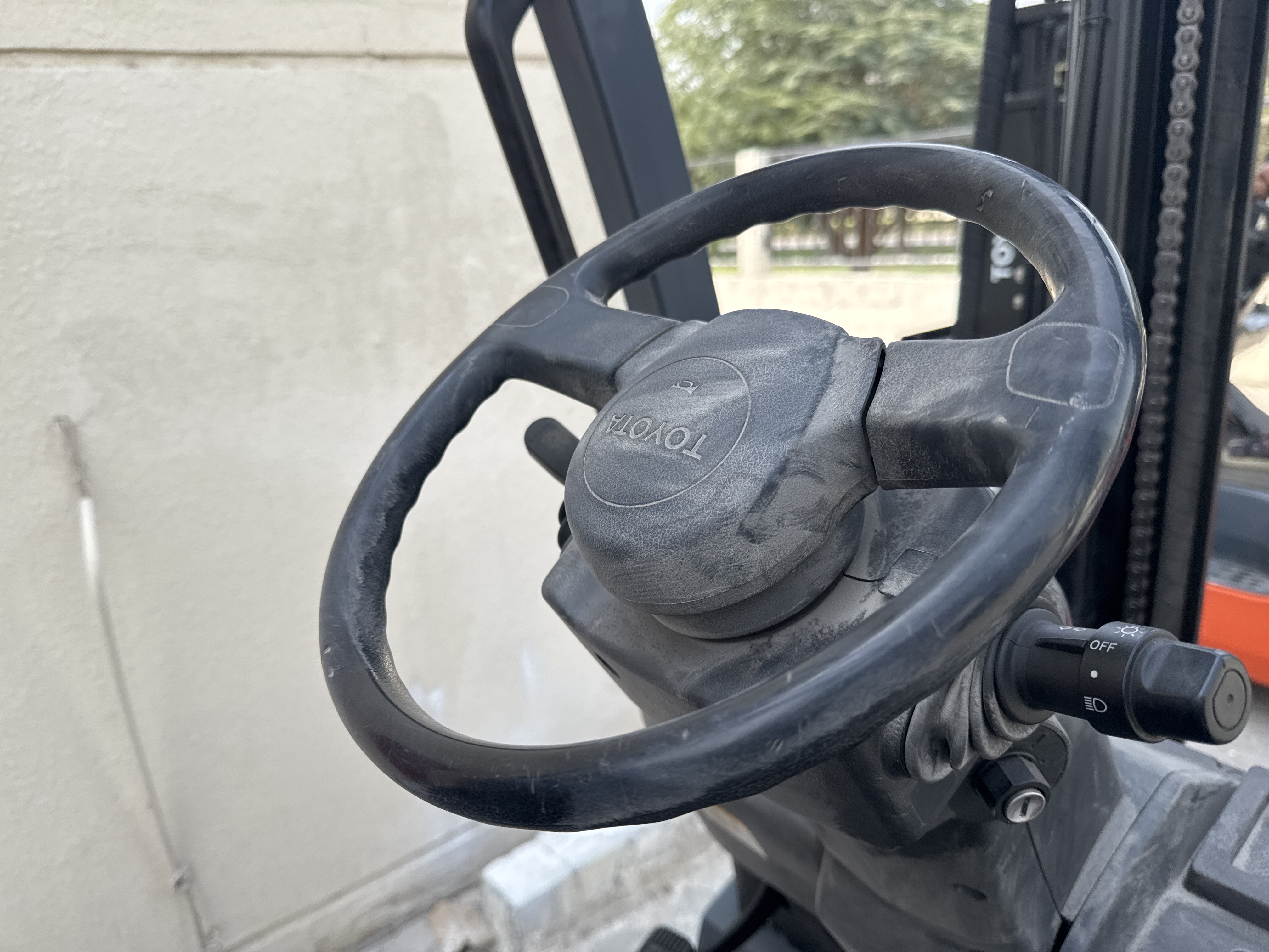 FLM-015-Toyota-8FBCU25-Forklifts-inspection-Cabin-Steering-response-1