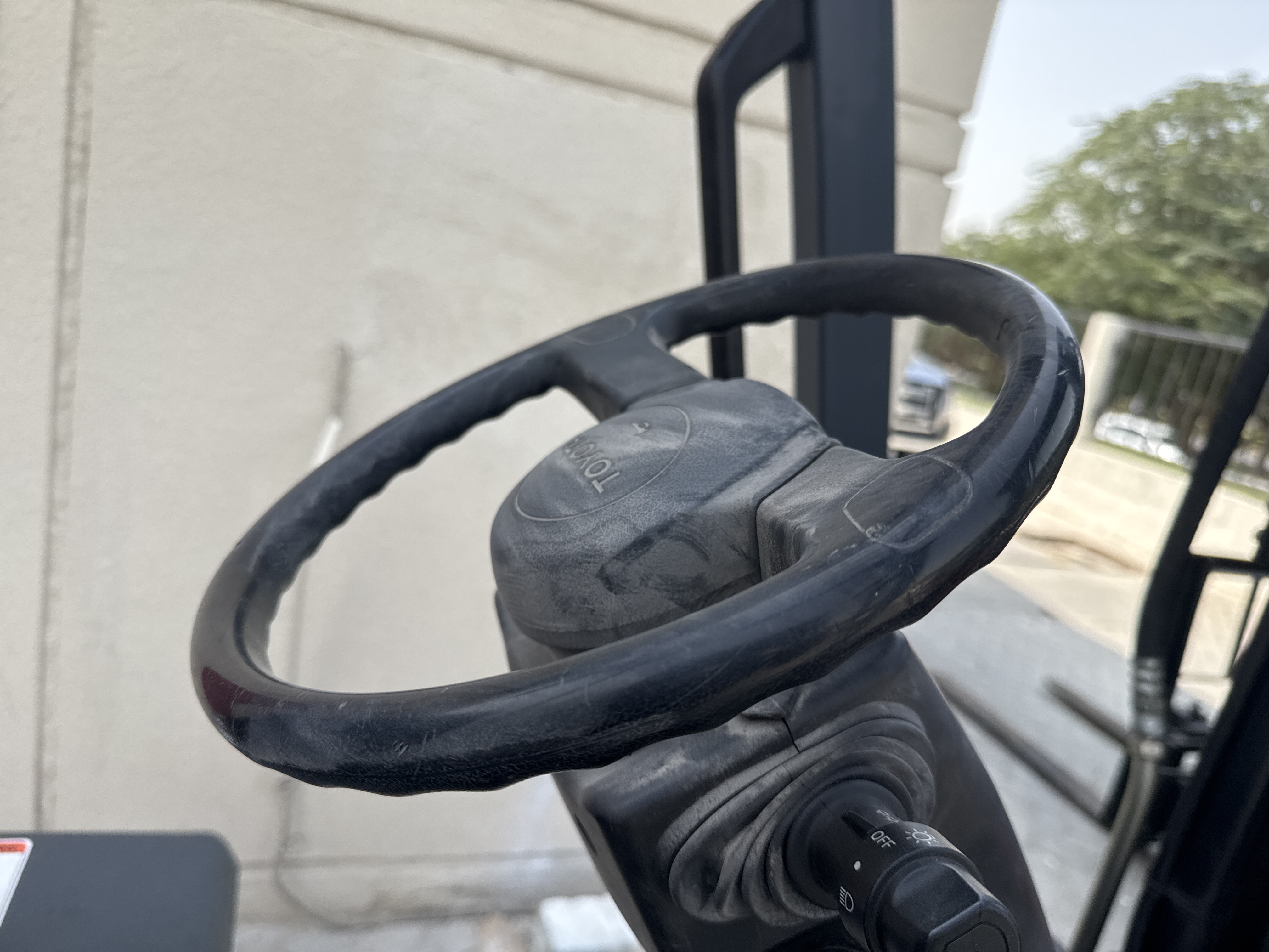 FLM-015-Toyota-8FBCU25-Forklifts-inspection-Cabin-Steering-response-1