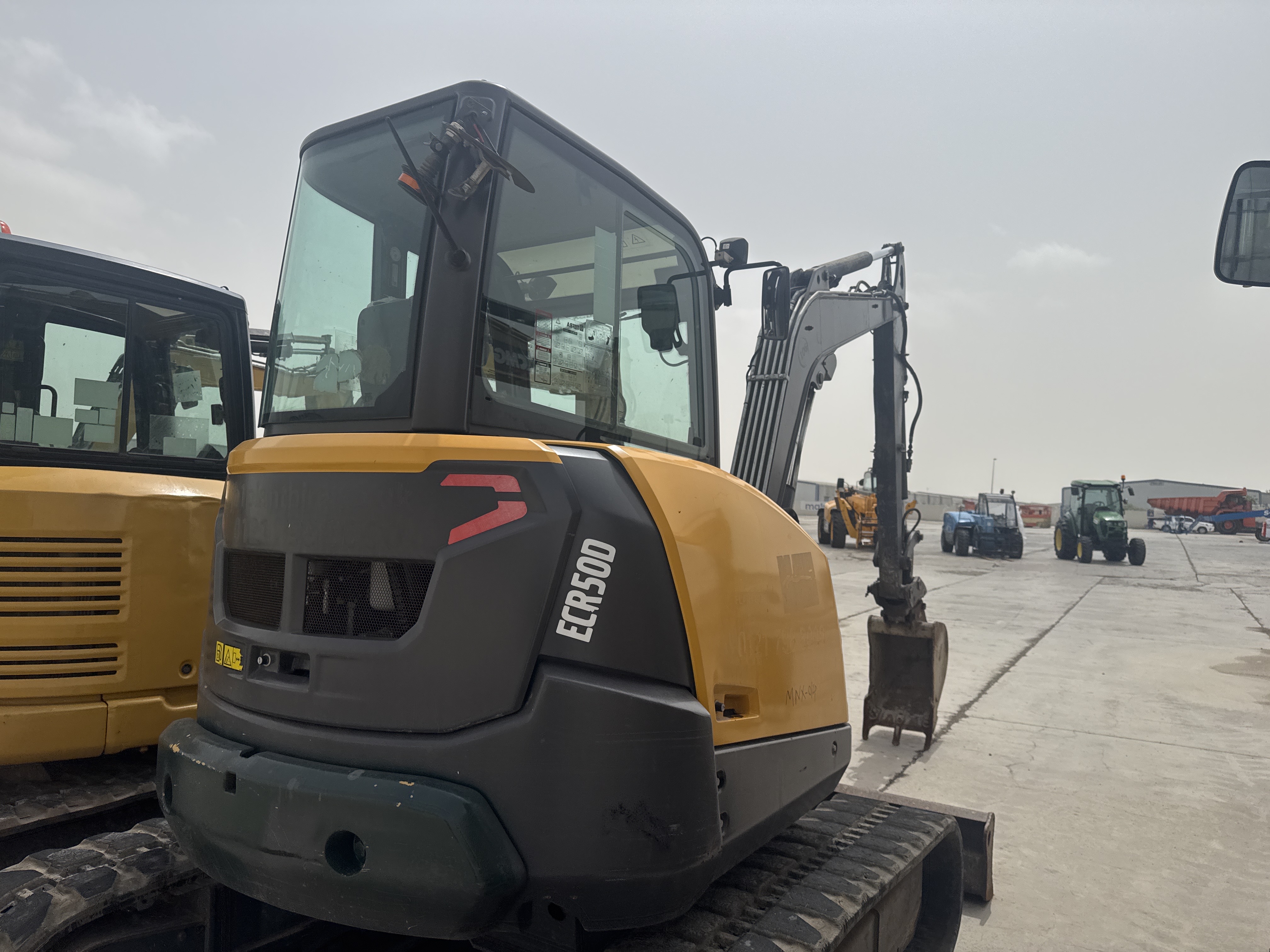 MNX-014-فولفو-ECR50D-حفارات-صغيرة-فحص-الهيكل-الصبغ-1