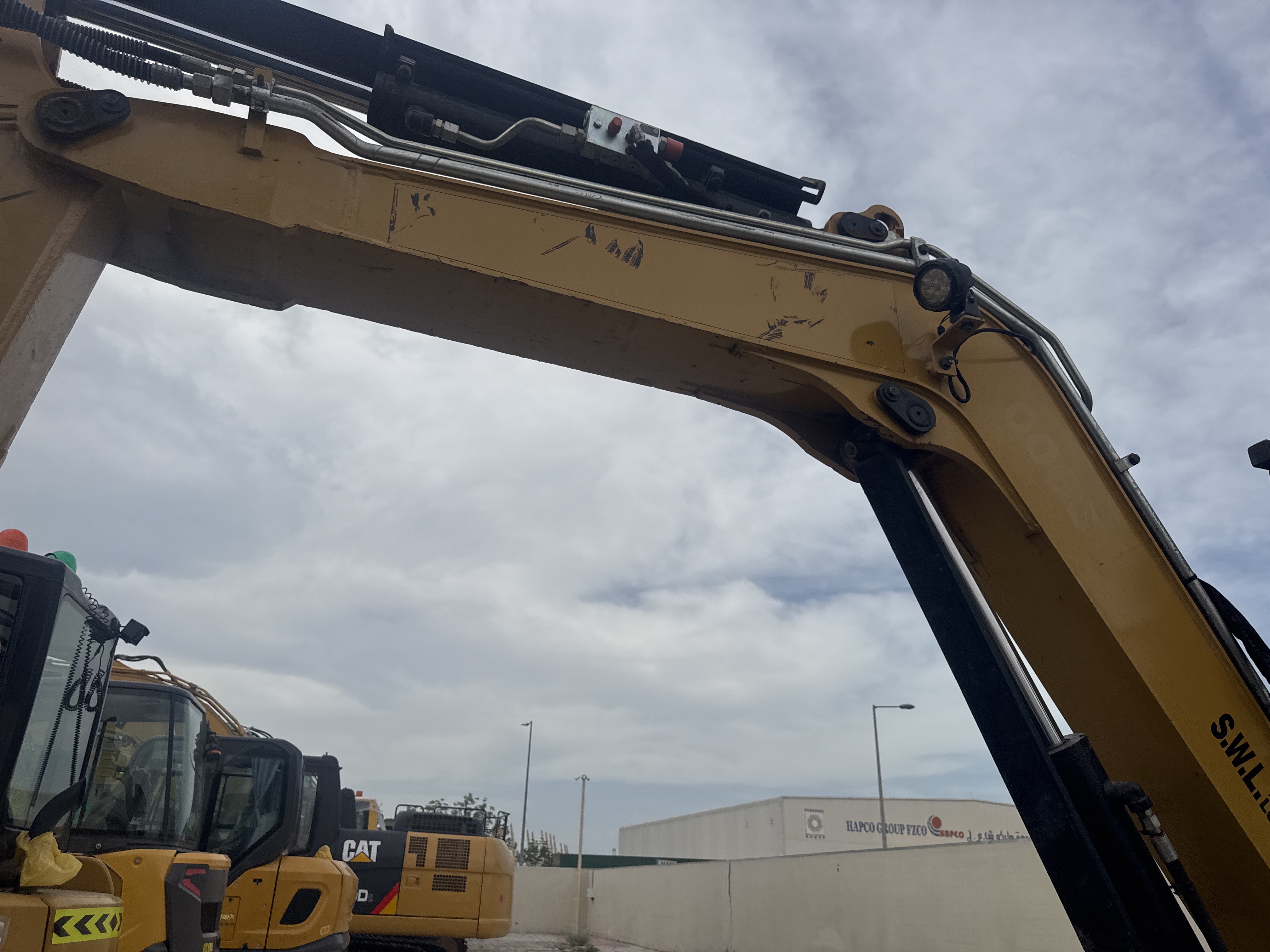 MNX-020-Cat-305E2-Mini-excavators-inspection-Chassis-Boom-1