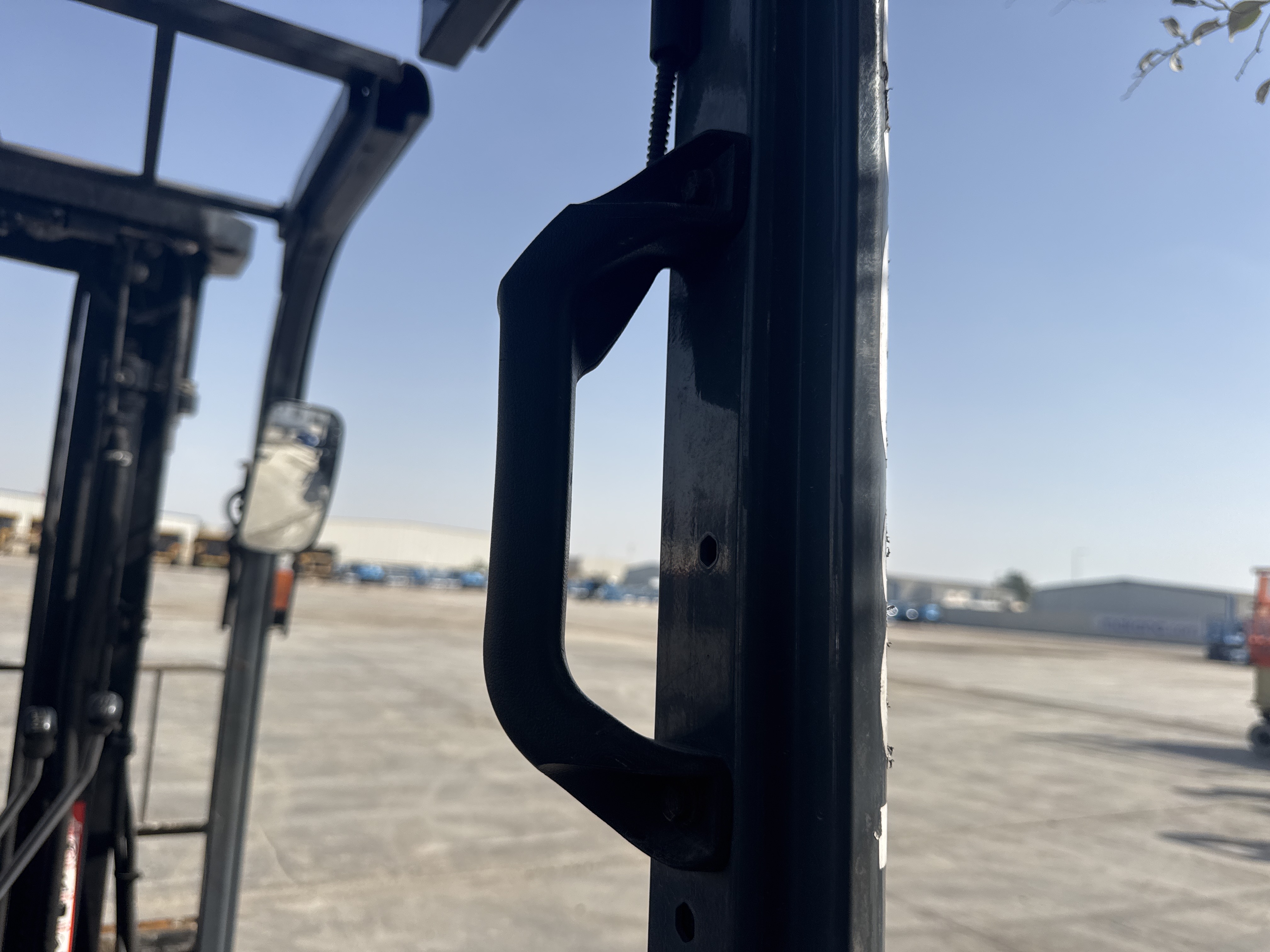 FLM-013-تويوتا-8FBE20-رافعات-شوكية-فحص-الهيكل-الدرابزين-1