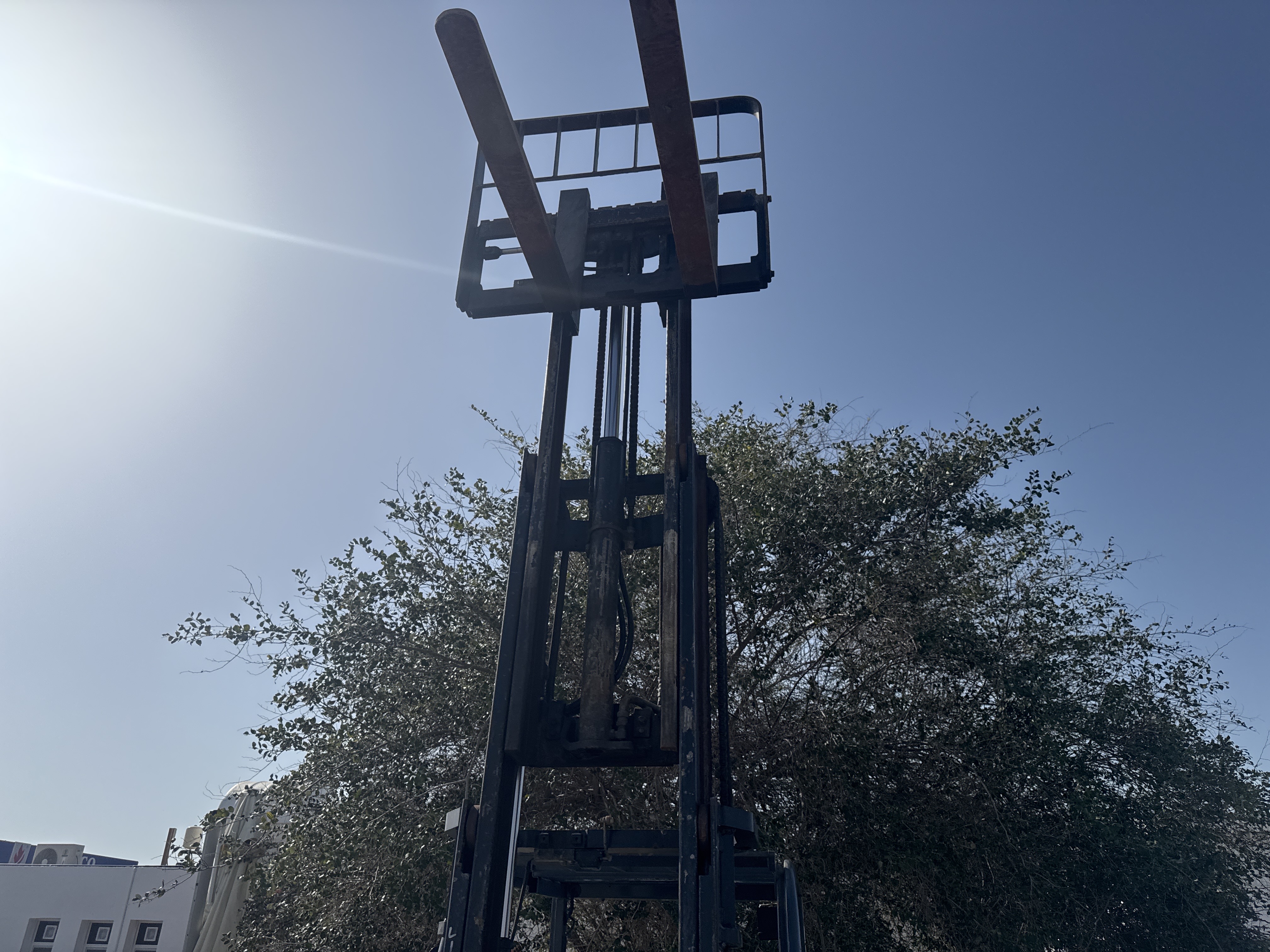 FLM-013-تويوتا-8FBE20-رافعات-شوكية-فحص-الهيكل-الصاري-1