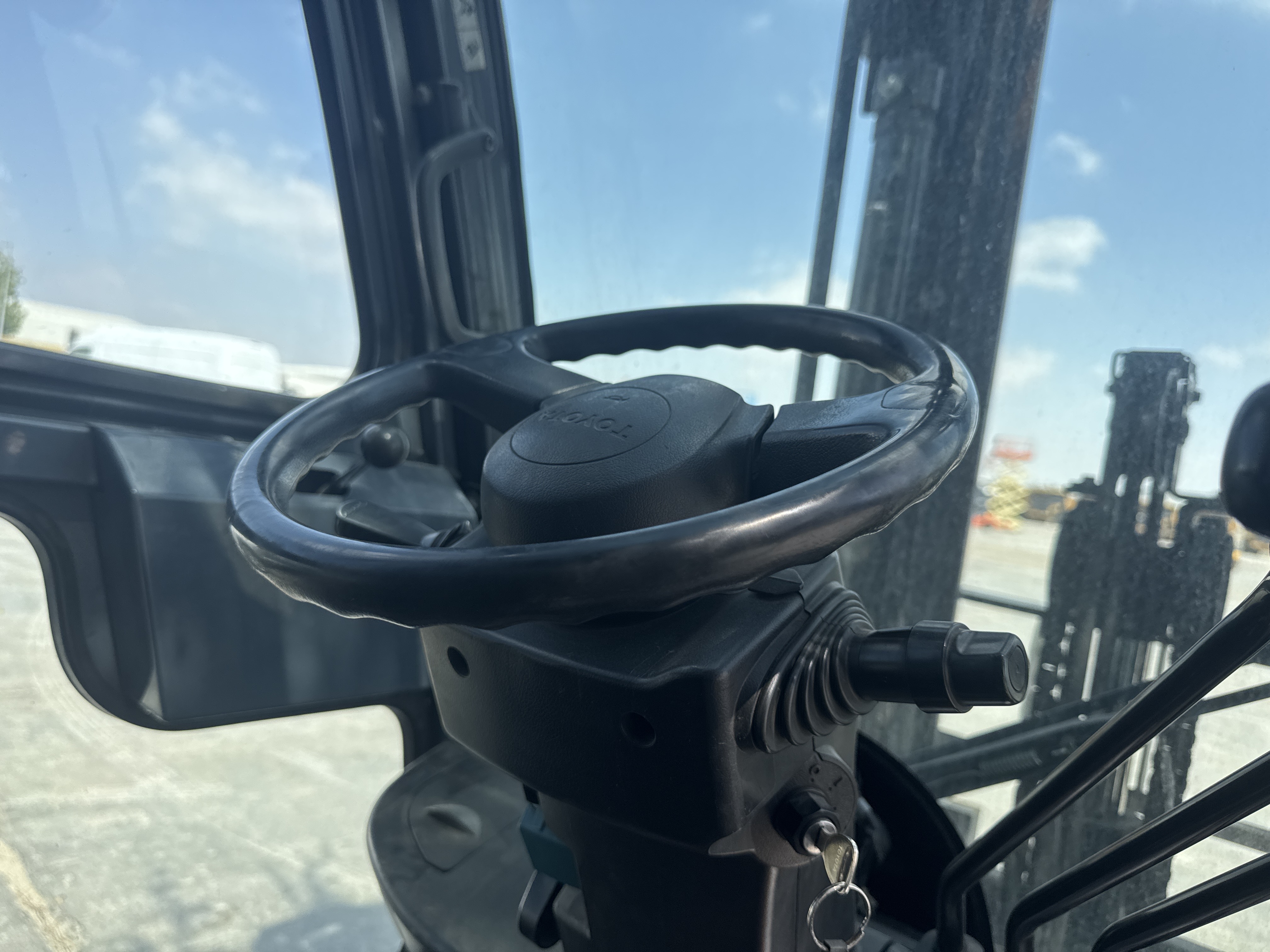 FLM-017-Toyota-8FDU30-Forklifts-inspection-Cabin-Steering-response-1