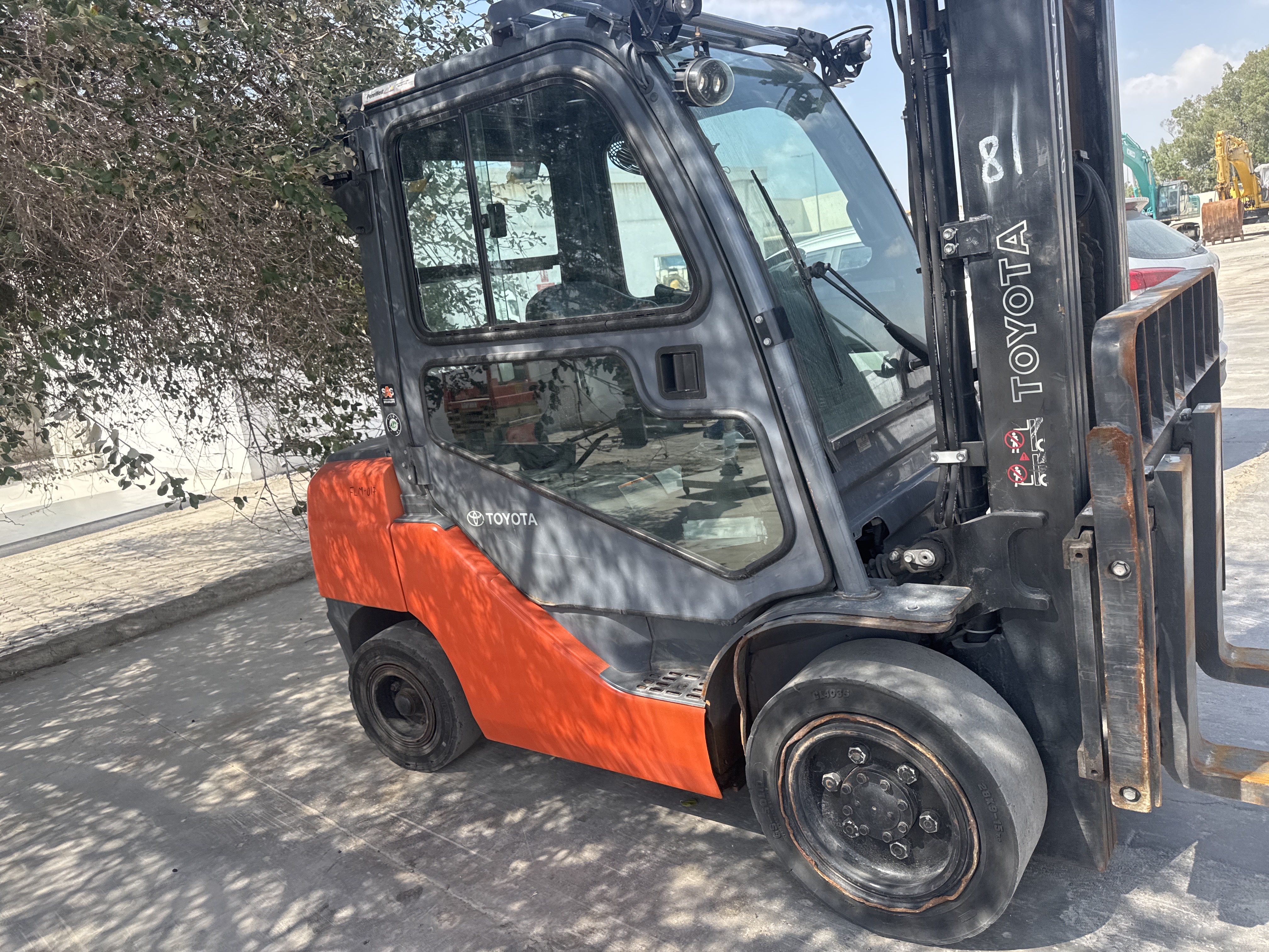 FLM-017-Toyota-8FDU30-Forklifts-inspection-Structure-Paint-1