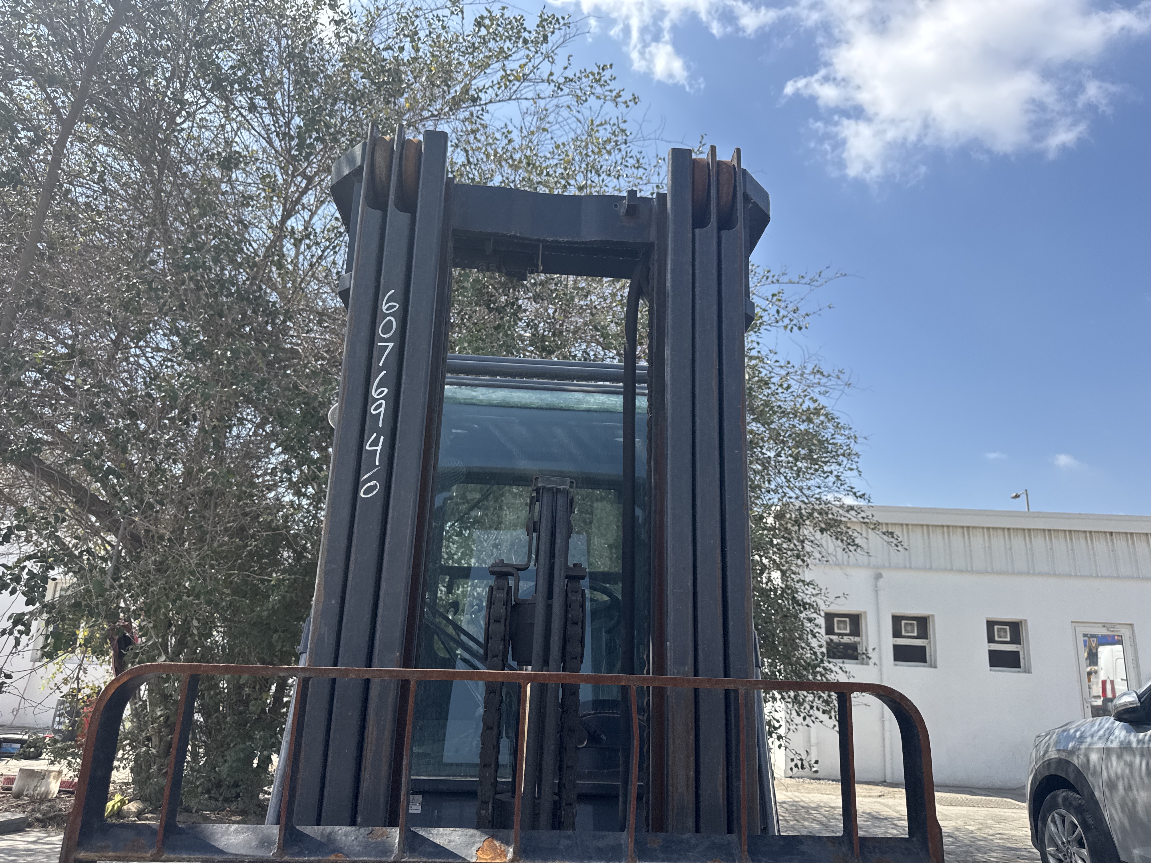 FLM-017-Toyota-8FDU30-Forklifts-inspection-Chassis-Mast-1