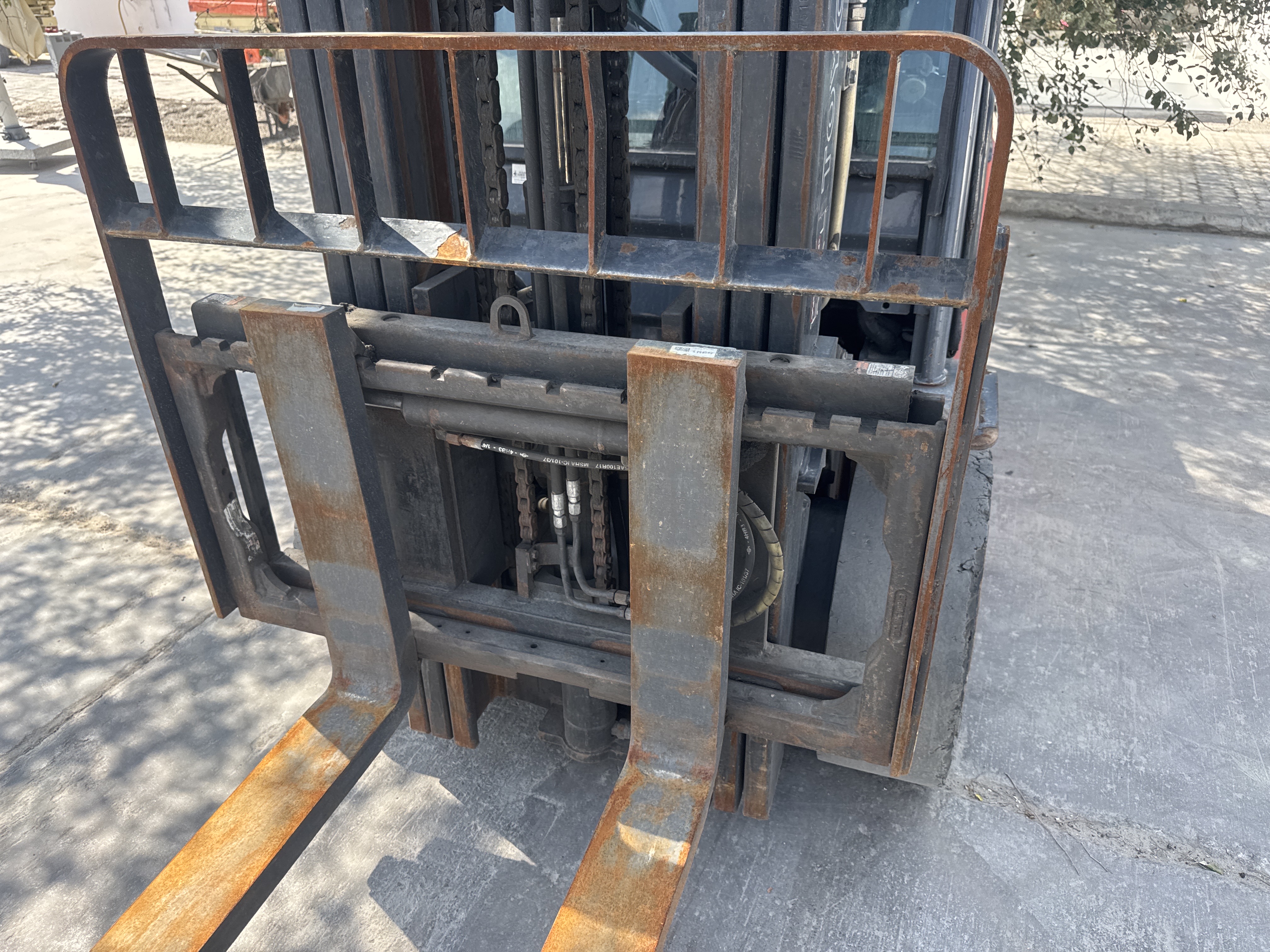 FLM-017-Toyota-8FDU30-Forklifts-inspection-Chassis-Carriage-1