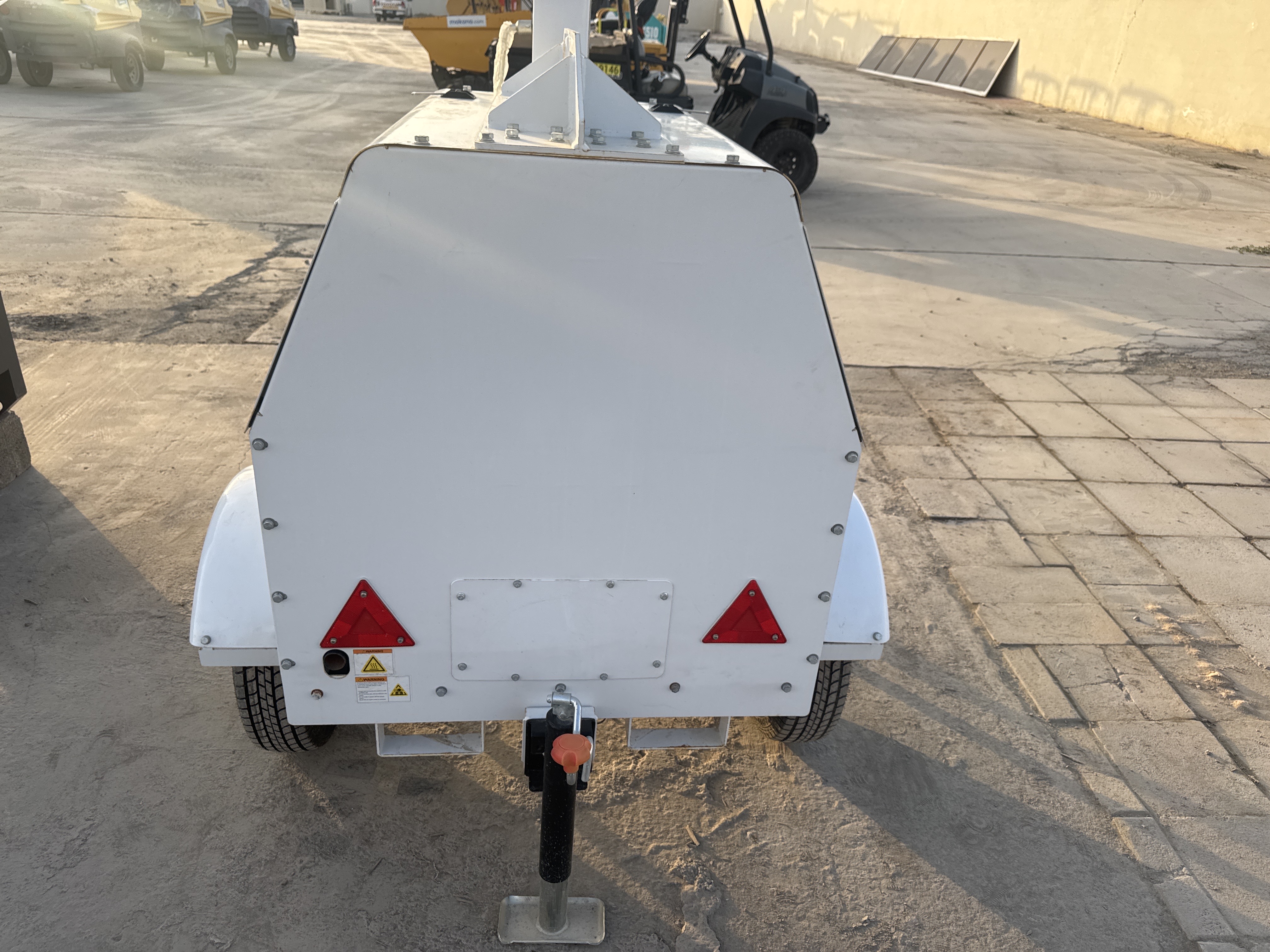 LTA-002-Hunter-Pro-GLTS4005-Light-towers-inspection-Structure-Paint-1