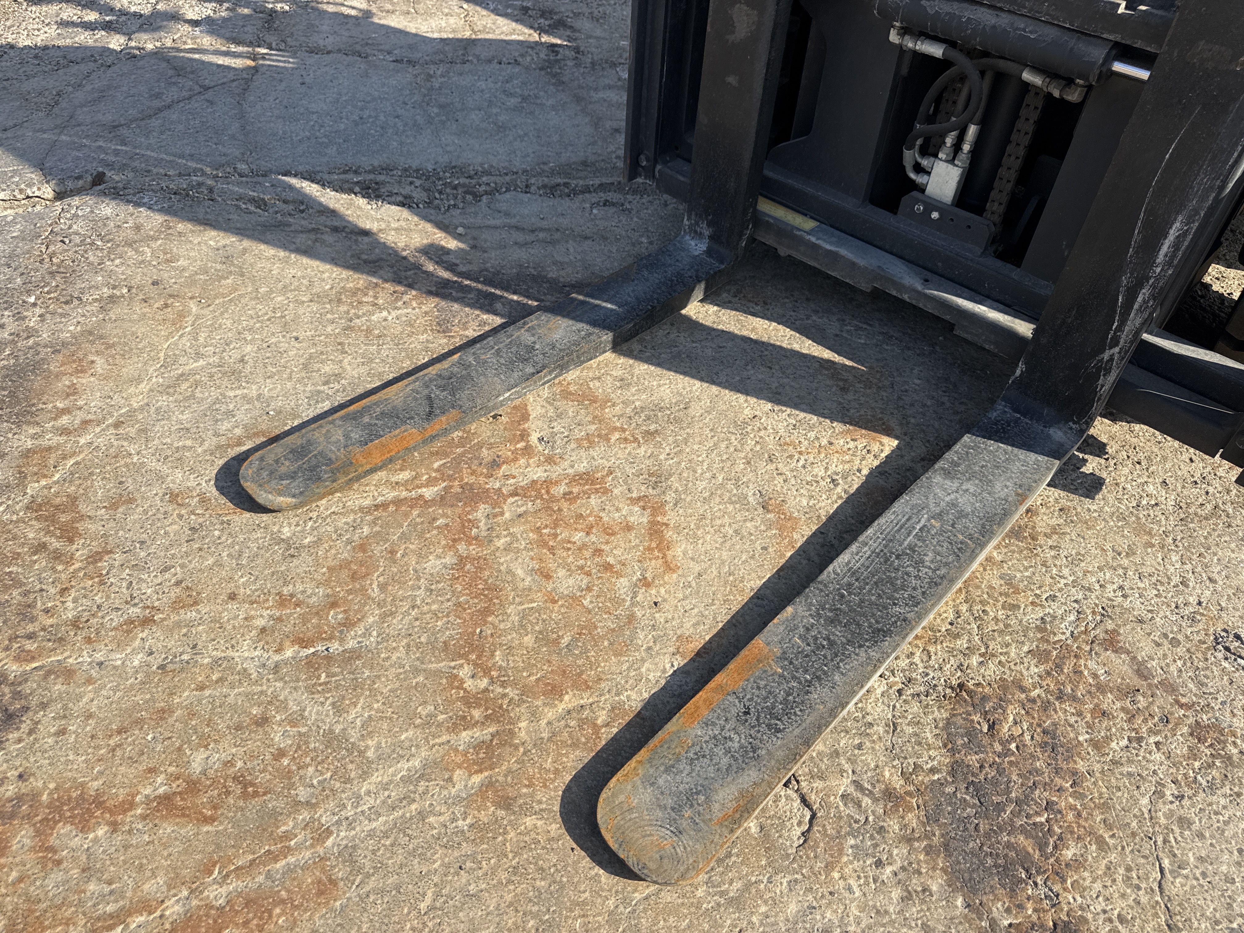 FLM-018-Doosan-G30NXP-Forklifts-inspection-Chassis-Forks-1