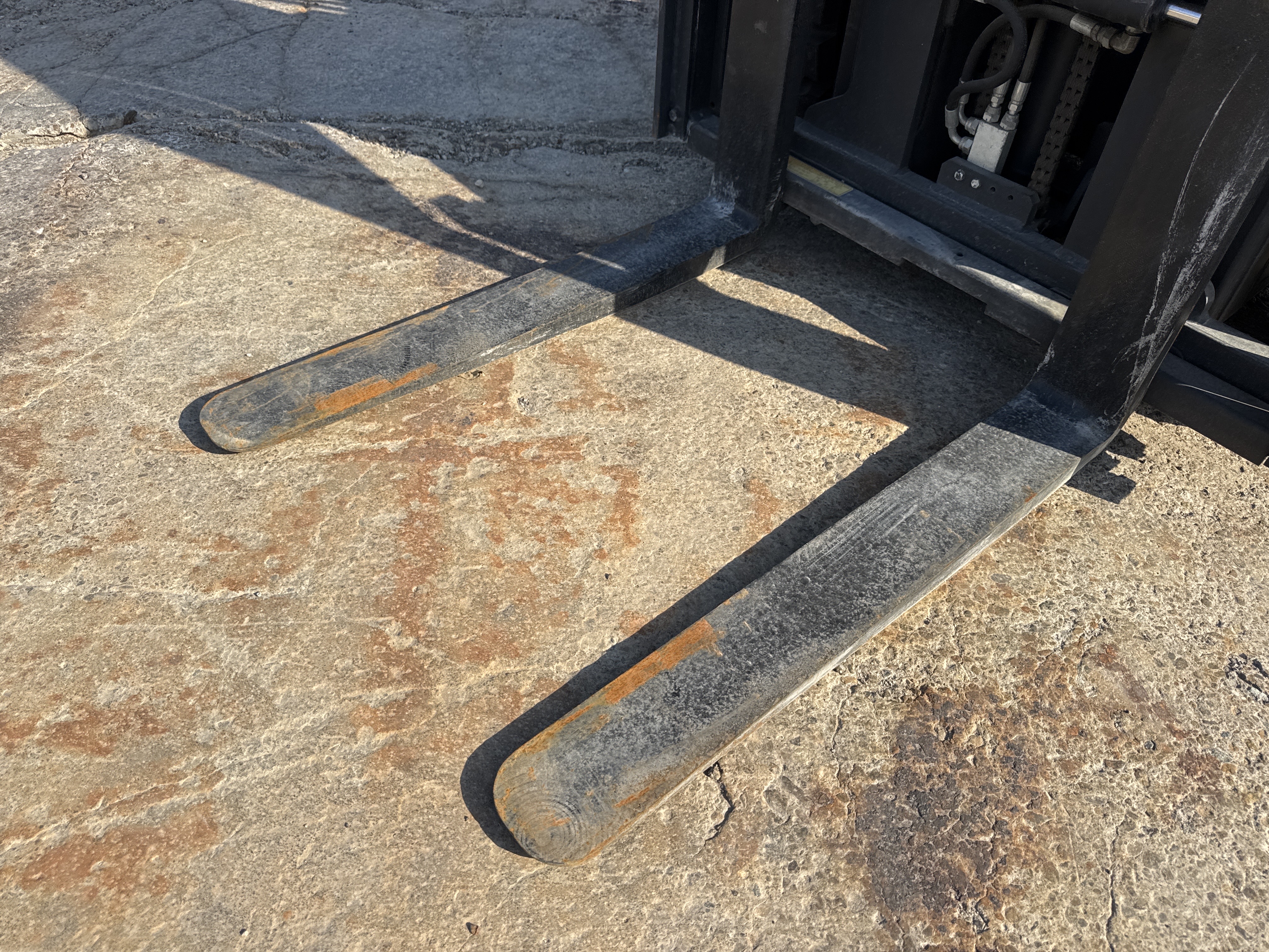 FLM-018-Doosan-G30NXP-Forklifts-inspection-Chassis-Forks-1