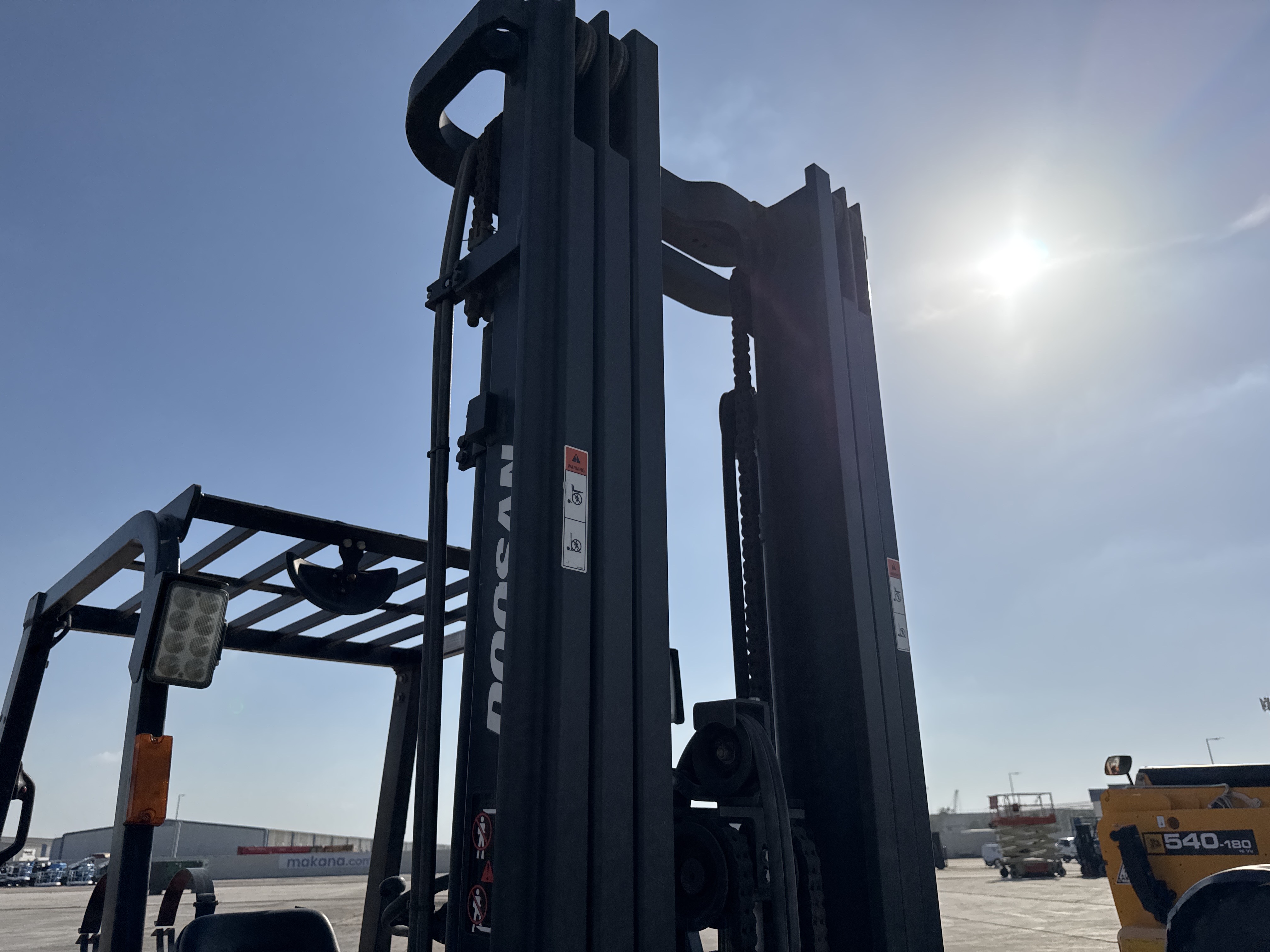 FLM-018-Doosan-G30NXP-Forklifts-inspection-Chassis-Mast-1