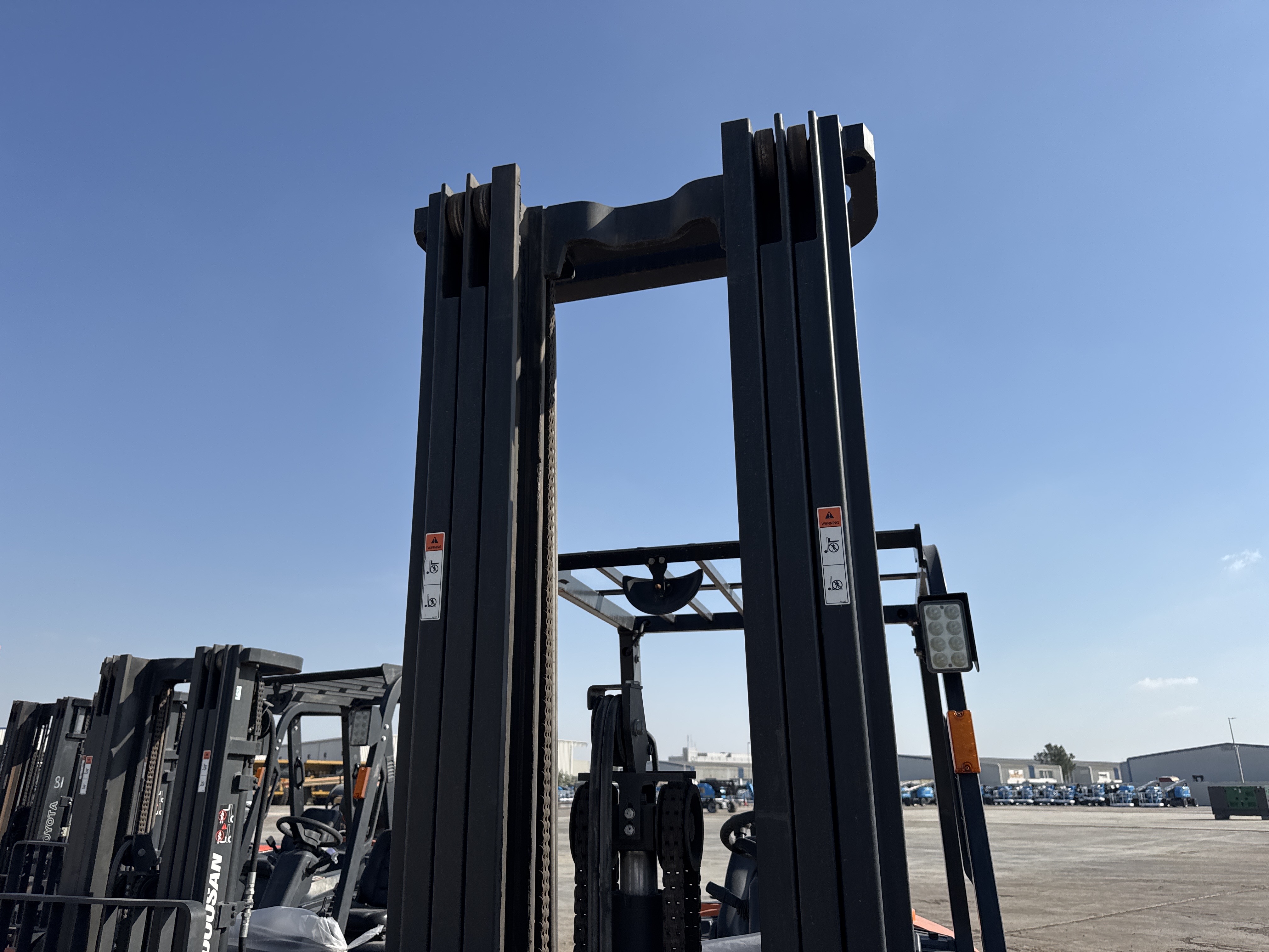 FLM-018-Doosan-G30NXP-Forklifts-inspection-Chassis-Mast-1