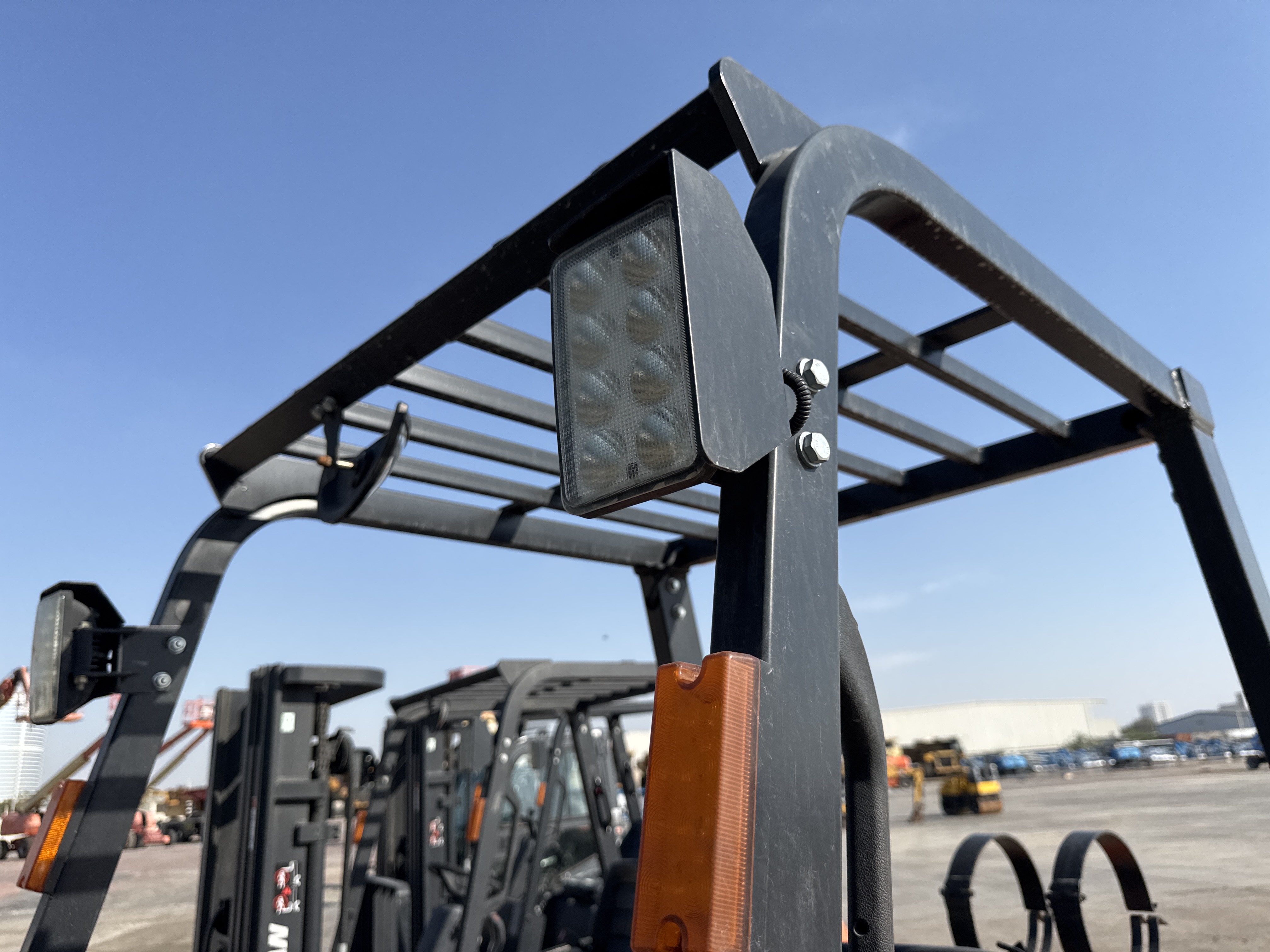 FLM-018-Doosan-G30NXP-Forklifts-inspection-Electronics-Lights-and-signals-1